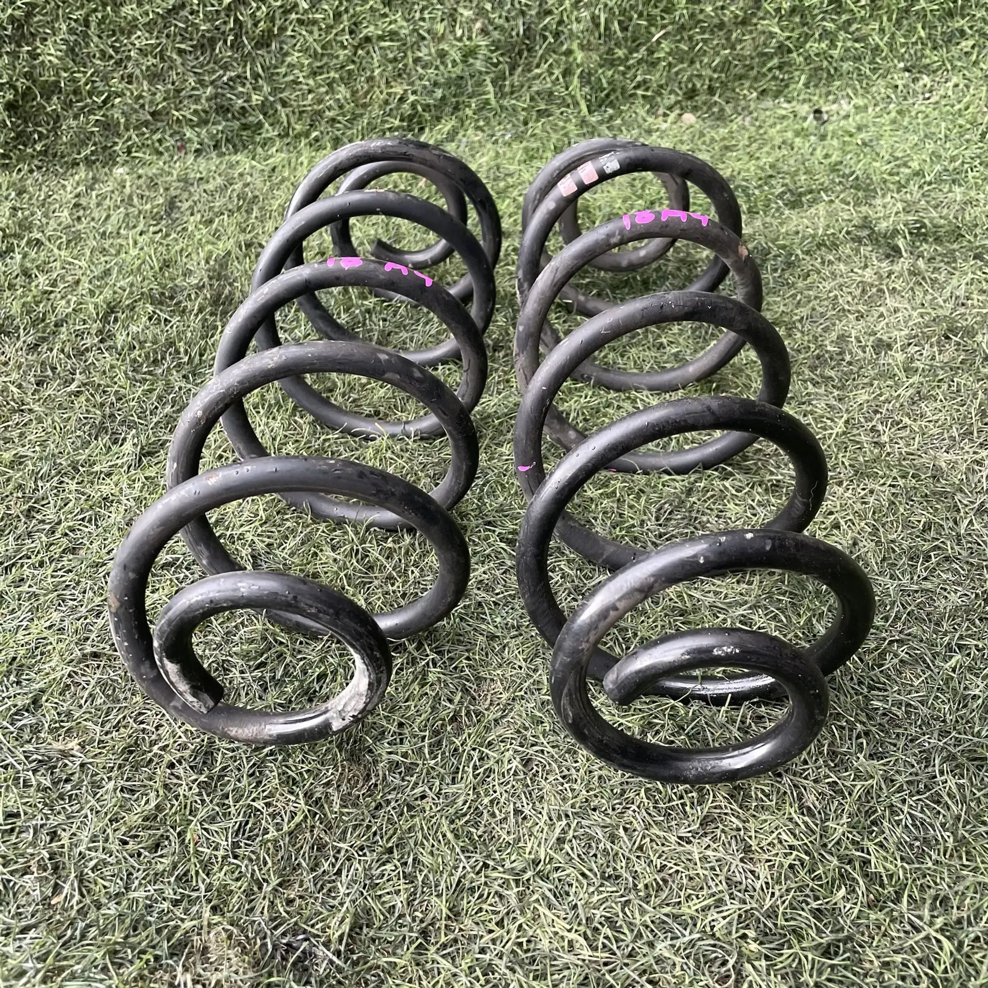 https://ycs.partsauto.market/partsauto-images/thmbs/userImages/772e461030aea93f4dbb6447c0f924d3/part/e1647615-0549-4be8-9cd2-db1c4f2598ff_1779260681860.jpg