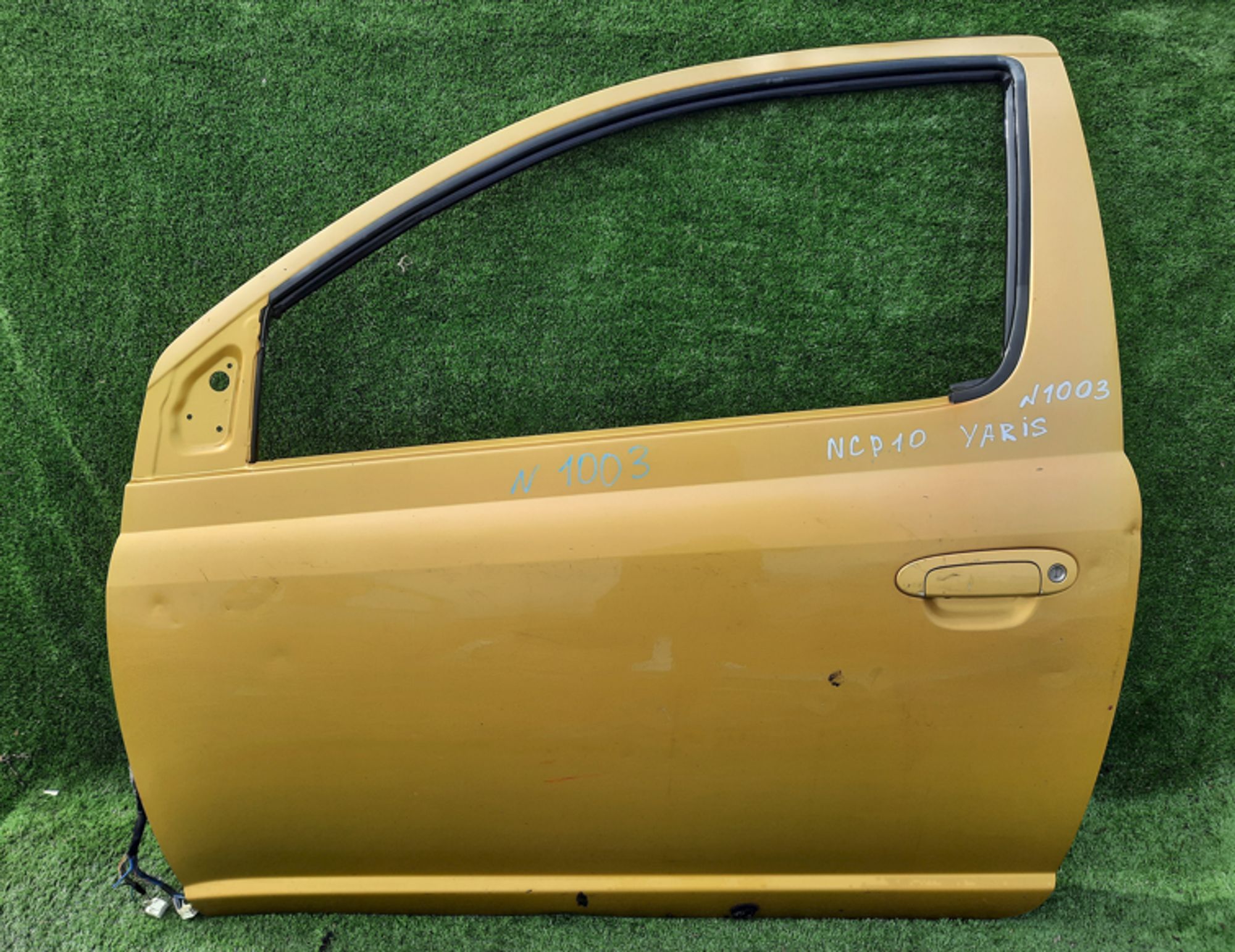 1003 дверь на TOYOTA YARUS NCP10 (3 двери), 12500 рублей, Невинномысск