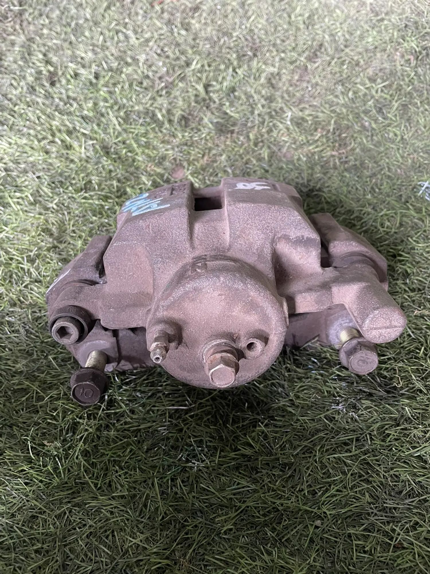 https://ycs.partsauto.market/partsauto-images/thmbs/userImages/772e461030aea93f4dbb6447c0f924d3/part/e1926442-2075-41f0-812e-caeda9db834b_1775739290483.jpg