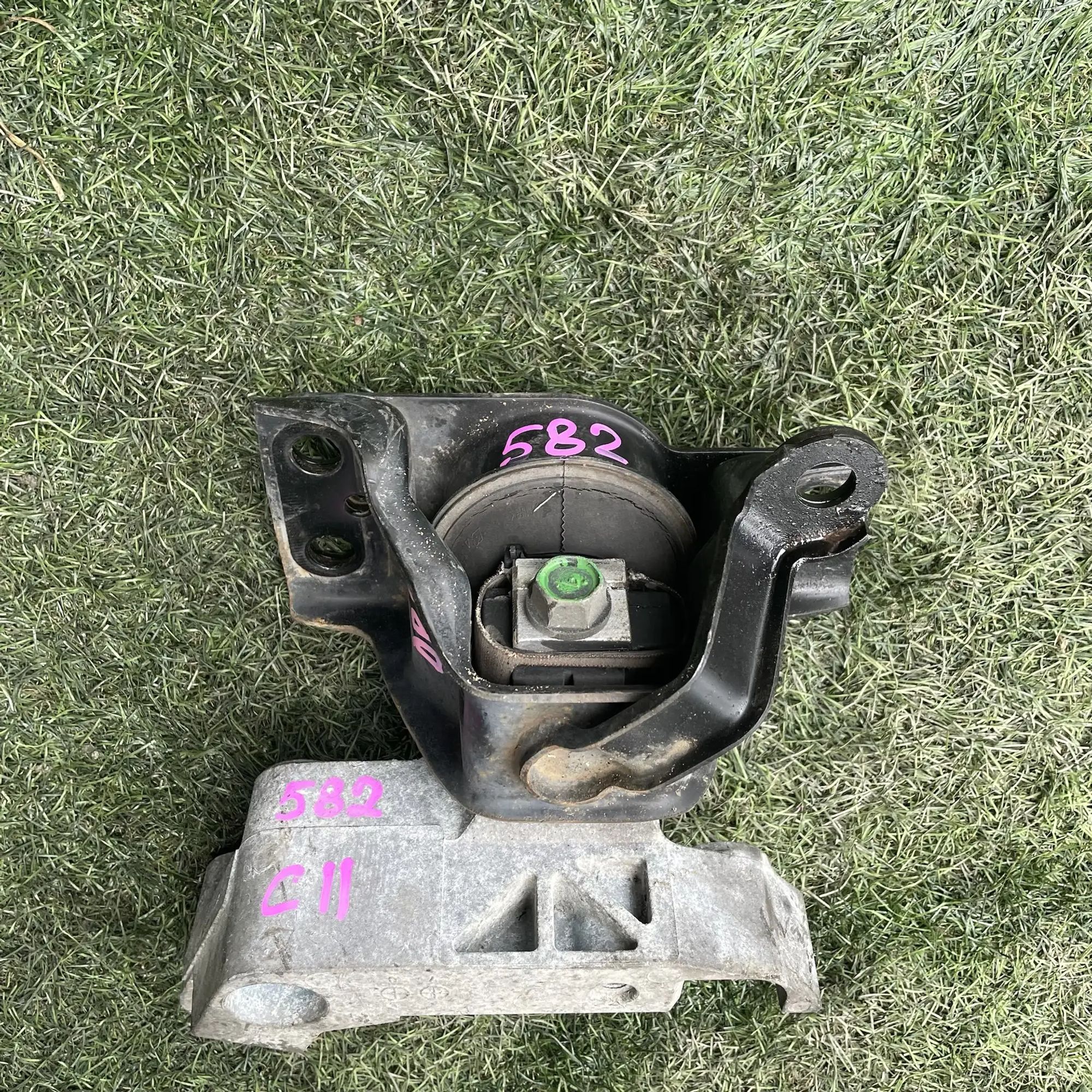 https://ycs.partsauto.market/partsauto-images/thmbs/userImages/772e461030aea93f4dbb6447c0f924d3/part/e27cf869-58d0-4ef3-8d6b-fdeea8dece87_1779189148645.jpg