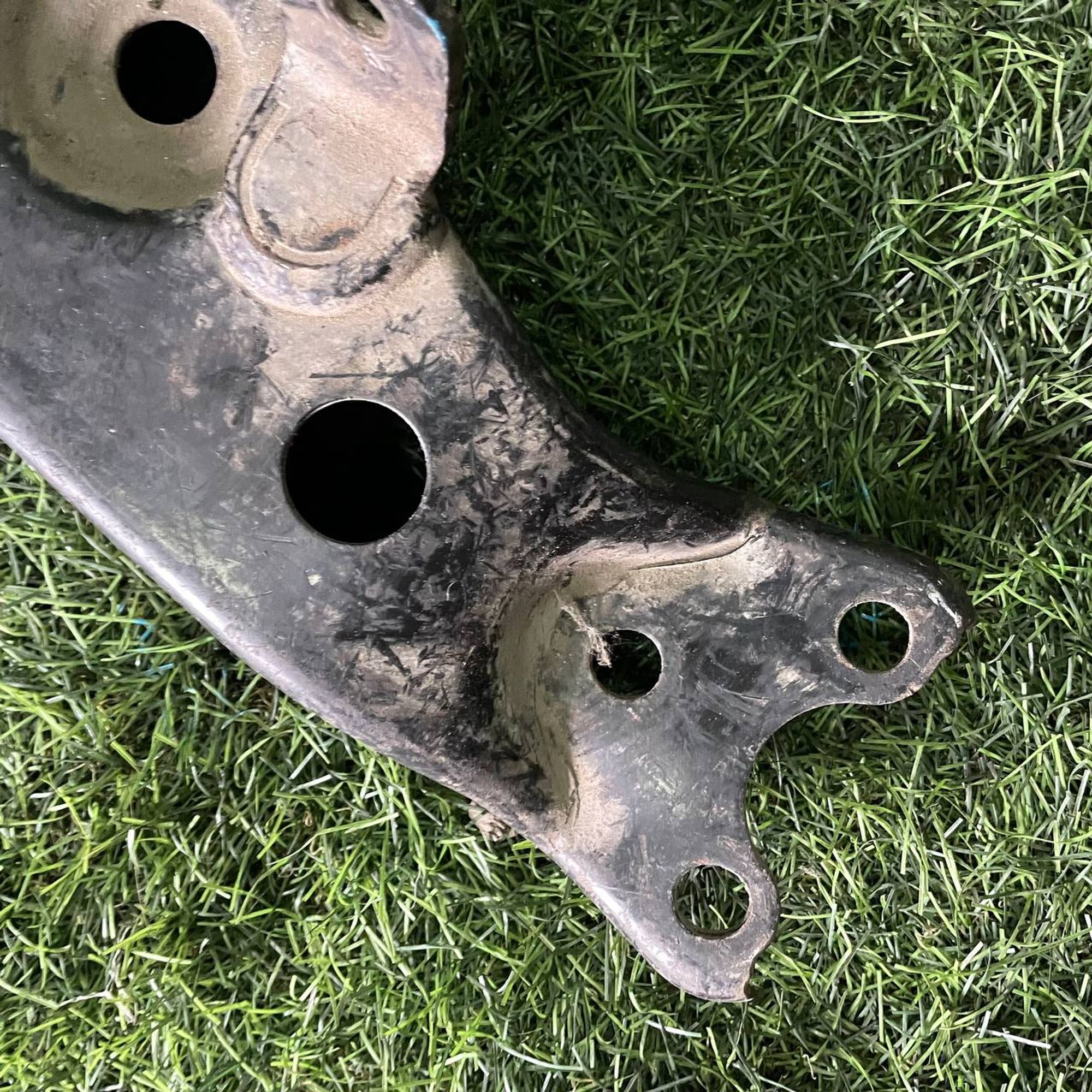 173 Рычаг передний левый нижний TOYOTA SPRINTER AE111, 3500 рублей, Невинномысск