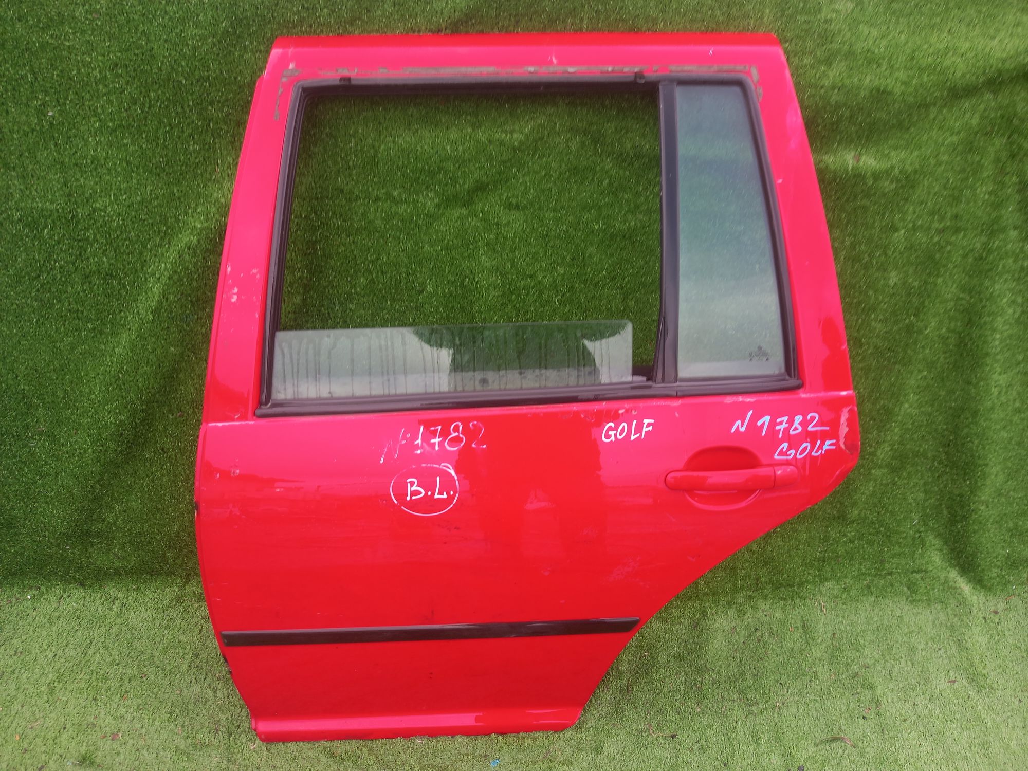 1782 дверь R/L на VOLKSWAGEN GOLF 1J1, 5500 рублей, Невинномысск