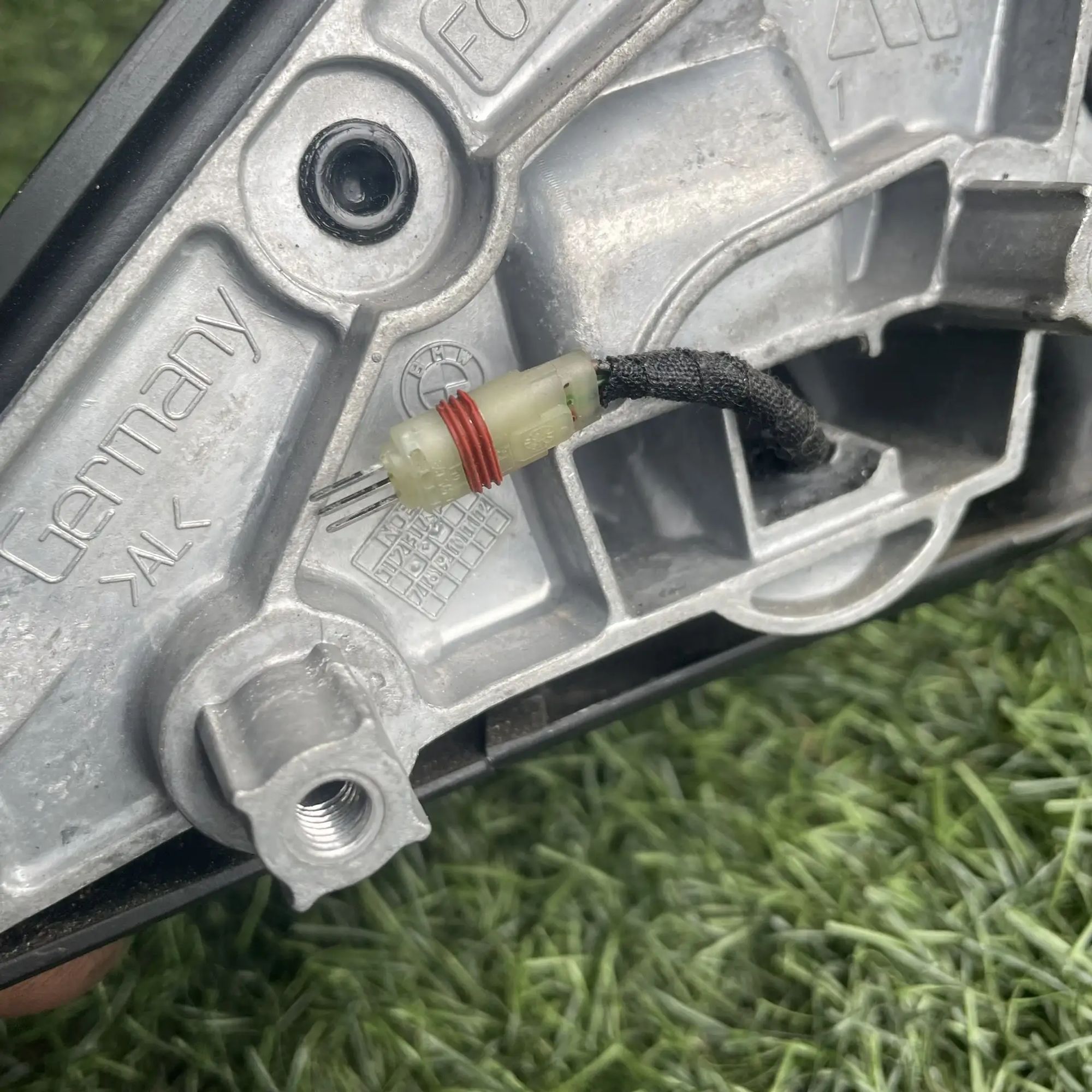 https://ycs.partsauto.market/partsauto-images/thmbs/userImages/772e461030aea93f4dbb6447c0f924d3/part/e422fd47-8185-4d72-9eb4-9774ea499ff3_1776678854829.jpg