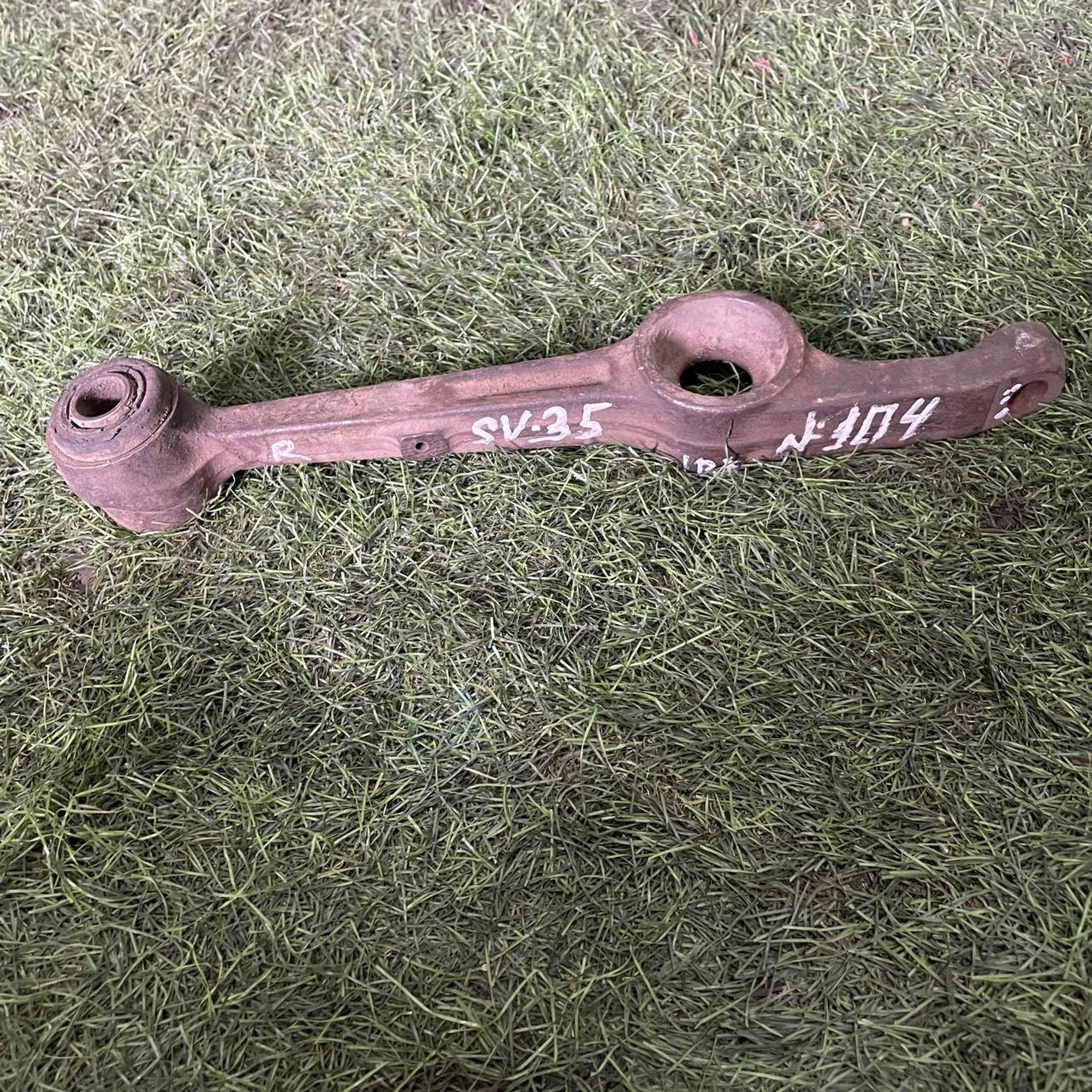 104 Рычаг передний правый нижний TOYOTA CAMRY SV35, 1 рублей, Невинномысск