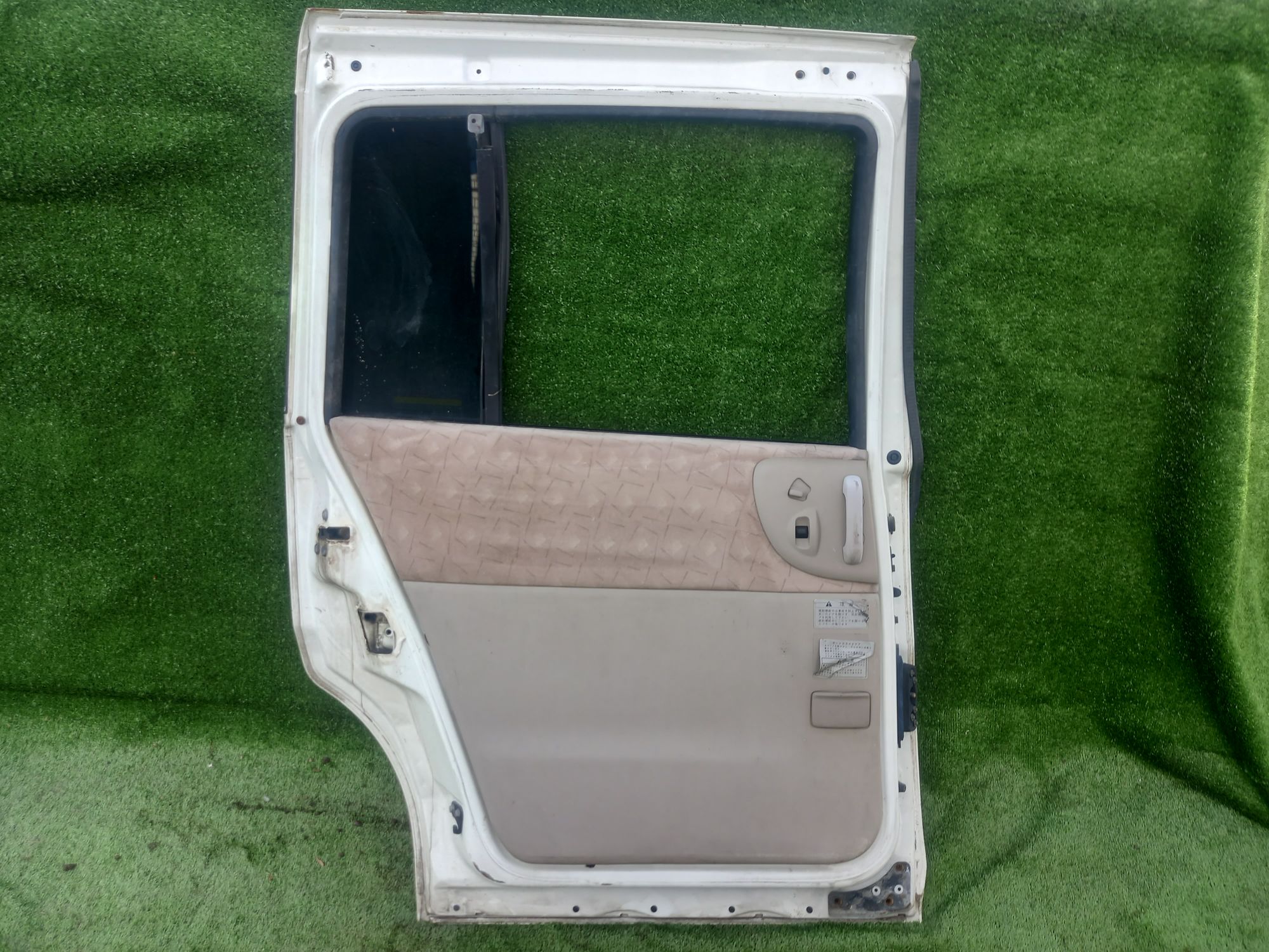 1989 дверь на NISSAN LIBERTY RM12, 10000 рублей, Невинномысск