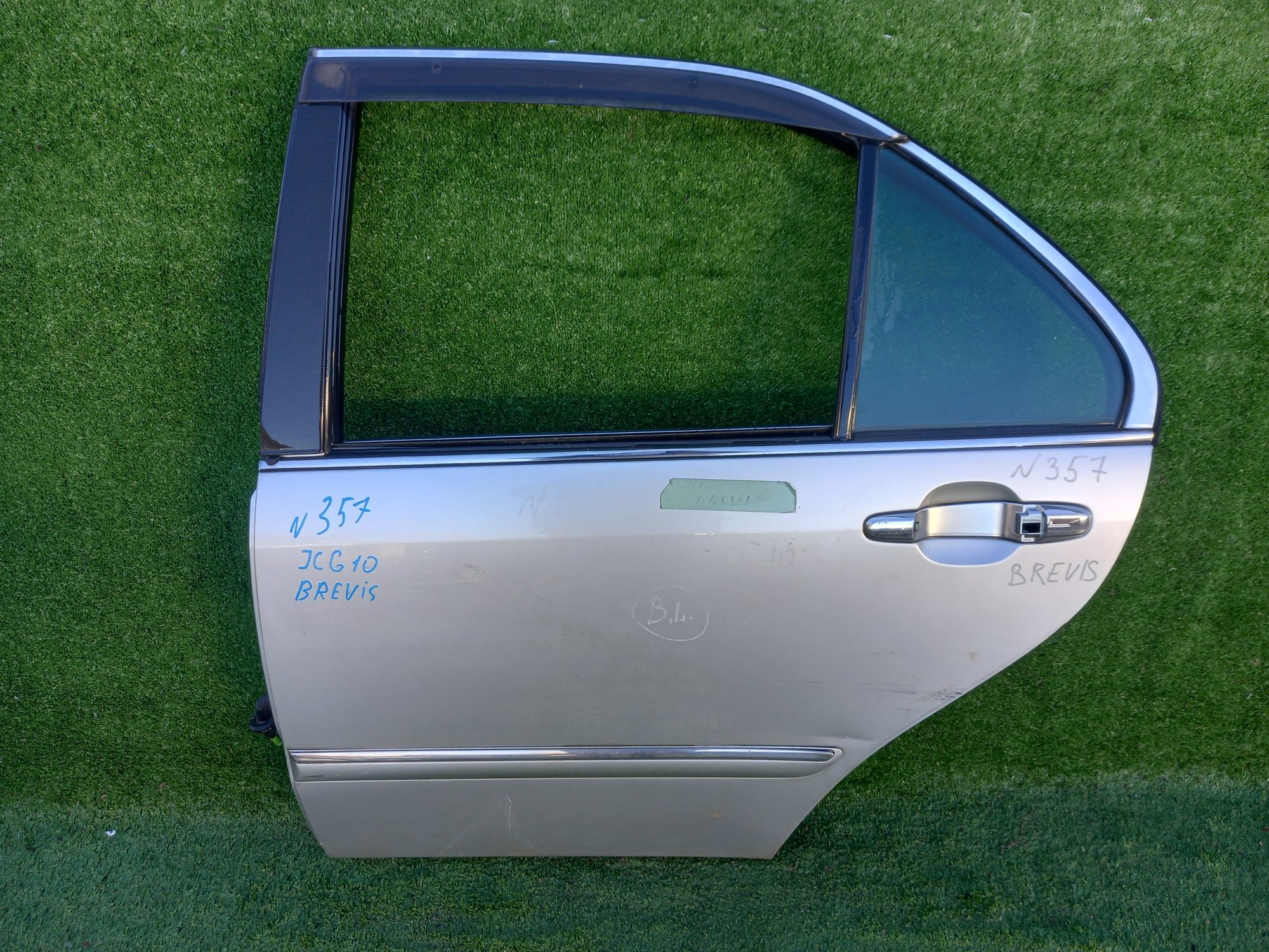 357 дверь B/L на TOYOTA BREVIS JCG10, 6500 рублей, Невинномысск