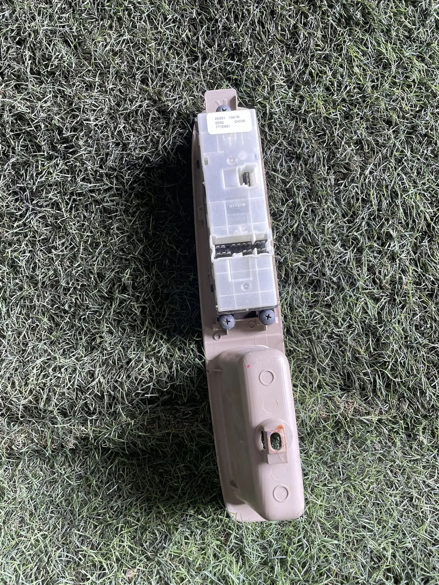 https://ycs.partsauto.market/partsauto-images/thmbs/userImages/772e461030aea93f4dbb6447c0f924d3/part/e5124276-3a93-4dbf-a380-bfcb683a3b9b_1778674073783.jpg