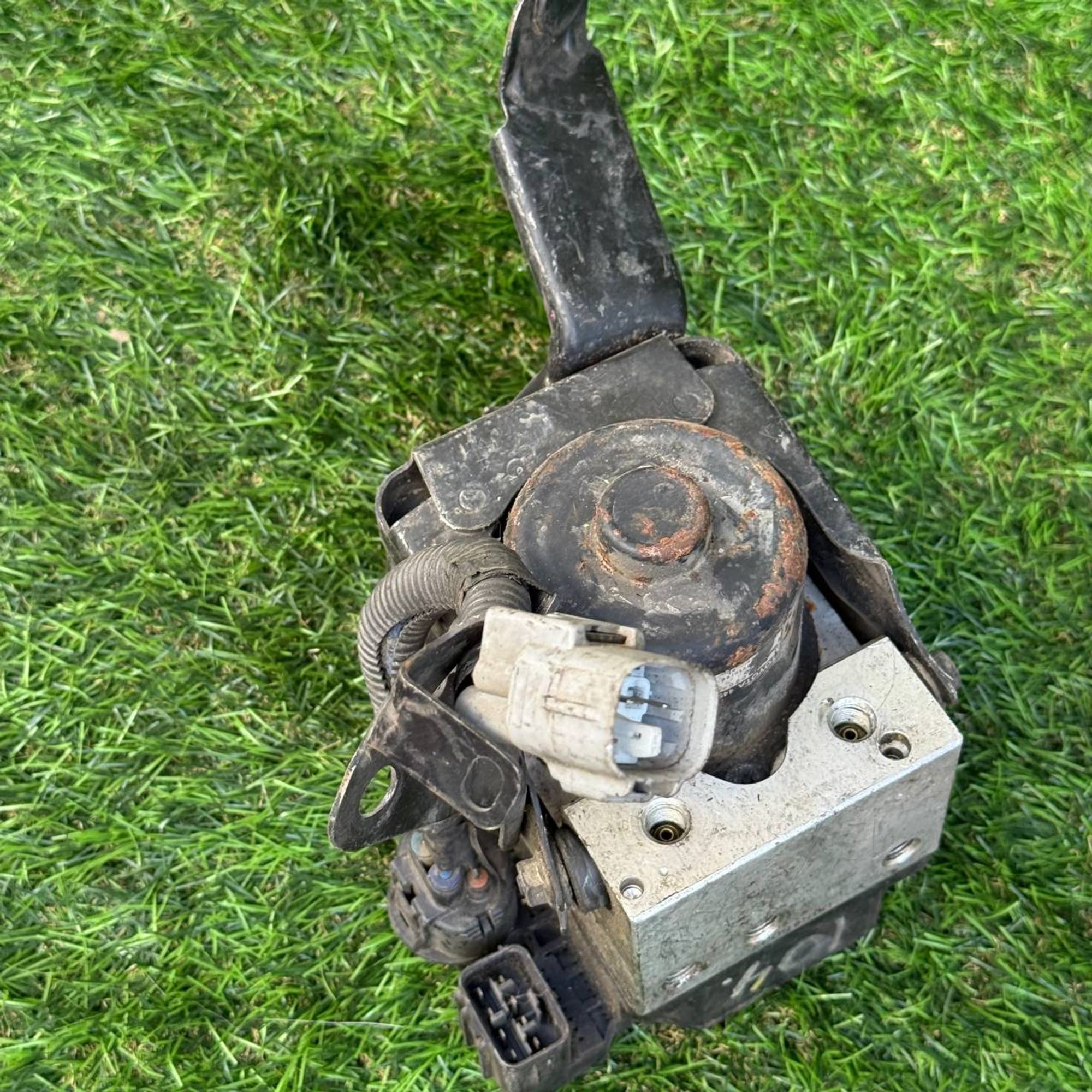 104 Блок ABS гидравлика TOYOTA GX90, 9000 рублей, Невинномысск