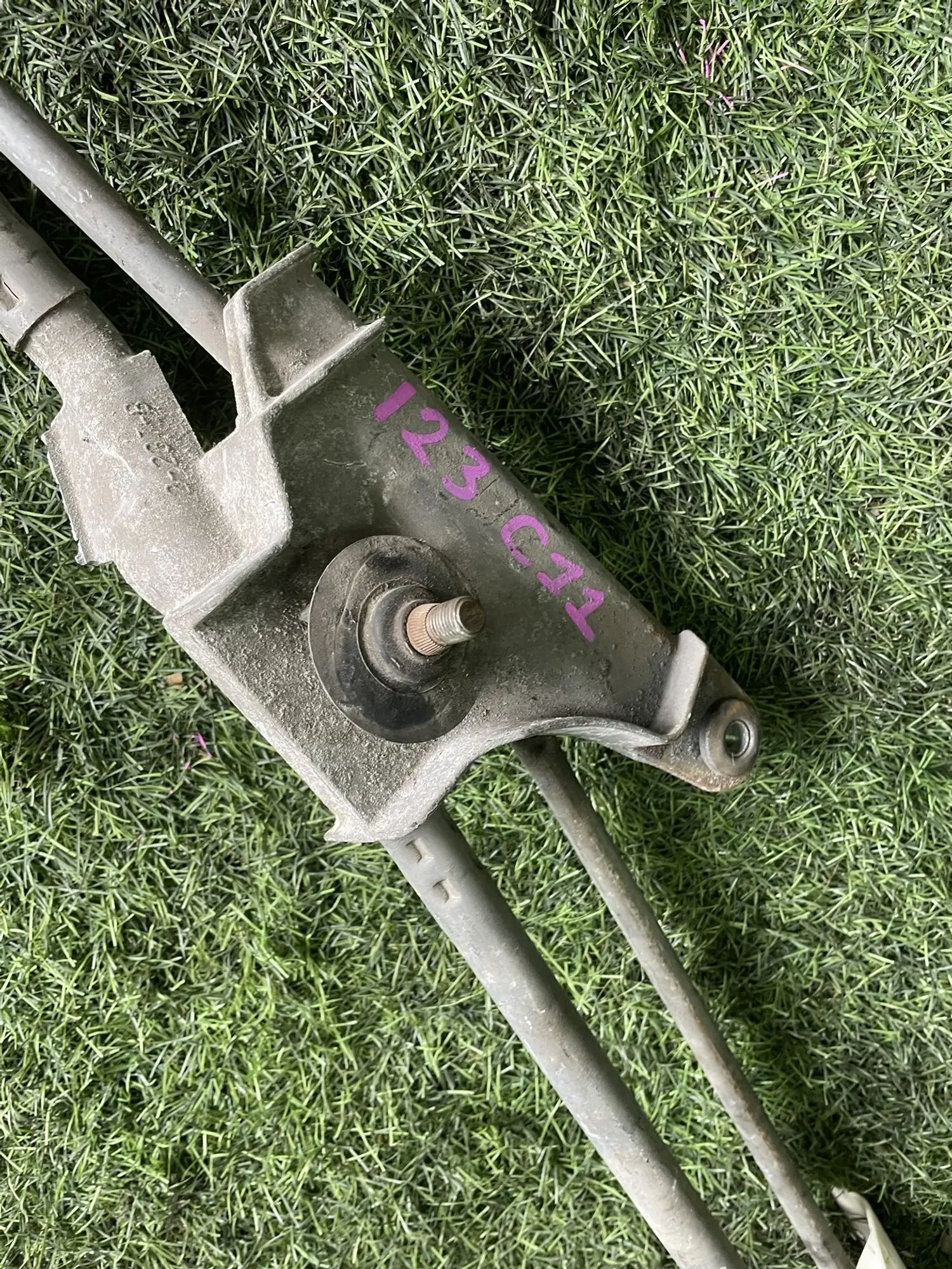 https://ycs.partsauto.market/partsauto-images/thmbs/userImages/772e461030aea93f4dbb6447c0f924d3/part/e5310730-6569-4ae5-b391-dc726424203e_1775635239539.jpg