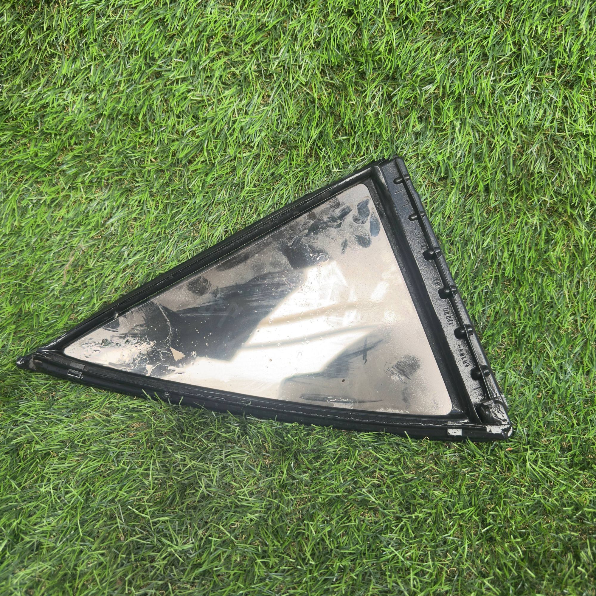 88 Форточка двери задней левой TOYOTA CARIB AE115, 1500 рублей, Невинномысск