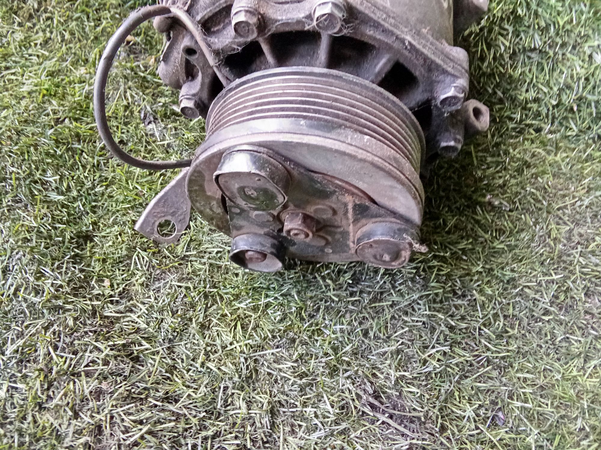 322 Компрессор кондиционера MITSUBISHI 6G73, 8500 рублей, Невинномысск