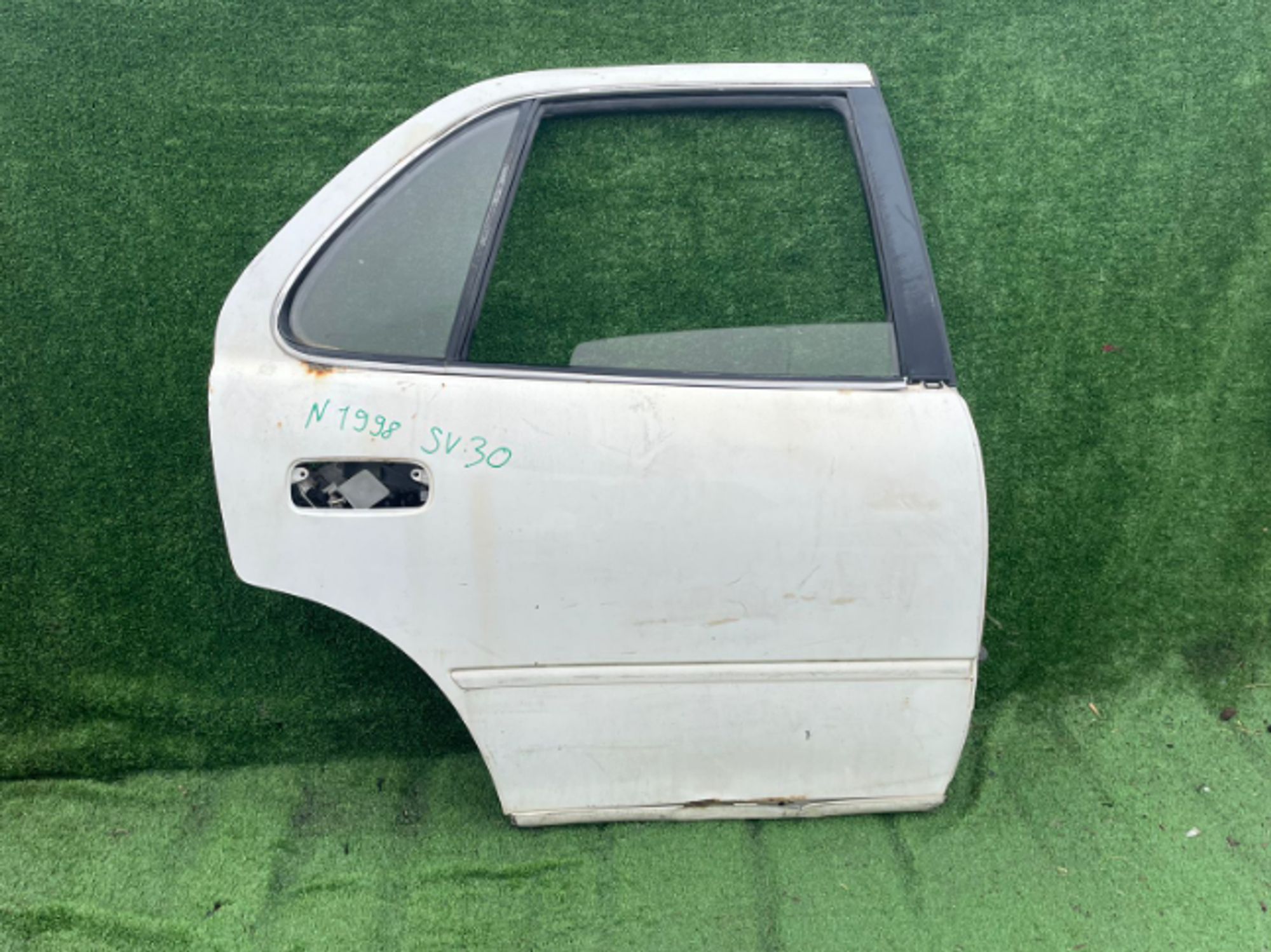 1998 дверь на TOYOTA CAMRY SV30, 6500 рублей, Невинномысск