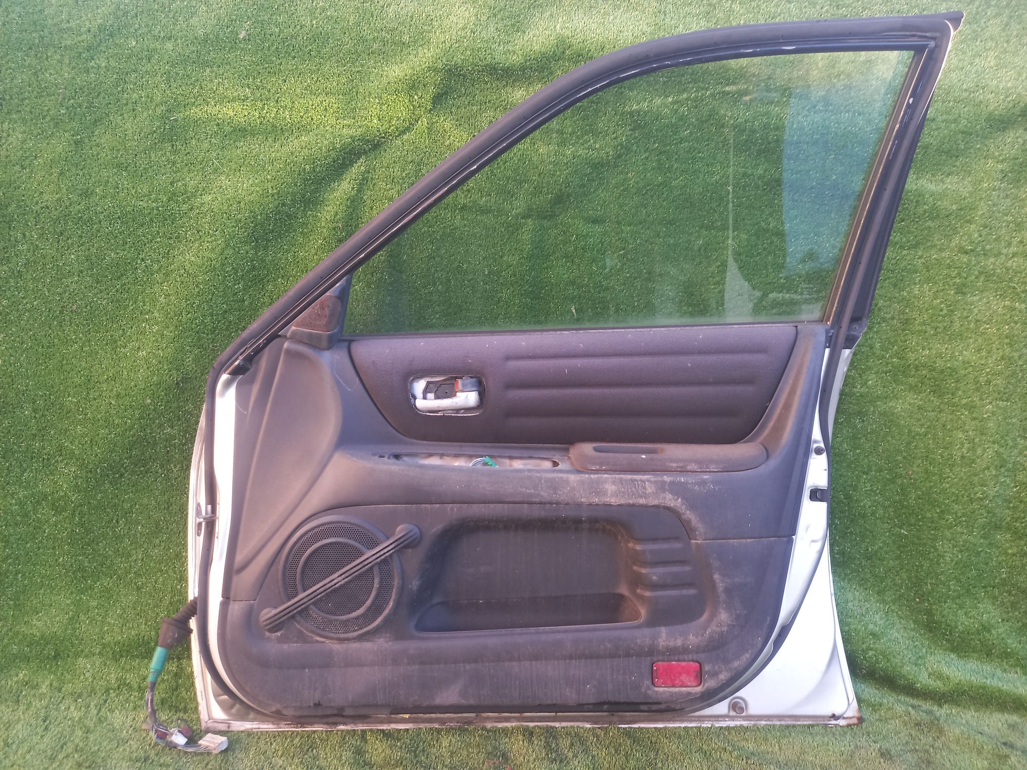 949 дверь на TOYOTA ALTEZZA SXE10, 9500 рублей, Невинномысск