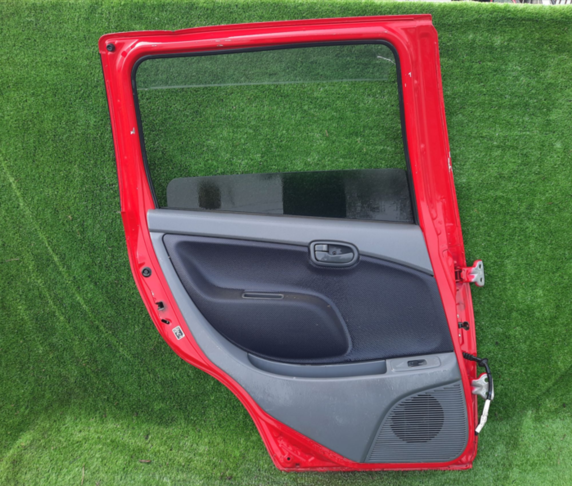 1311 дверь на DAIHATSU YRV M201G, 7500 рублей, Невинномысск