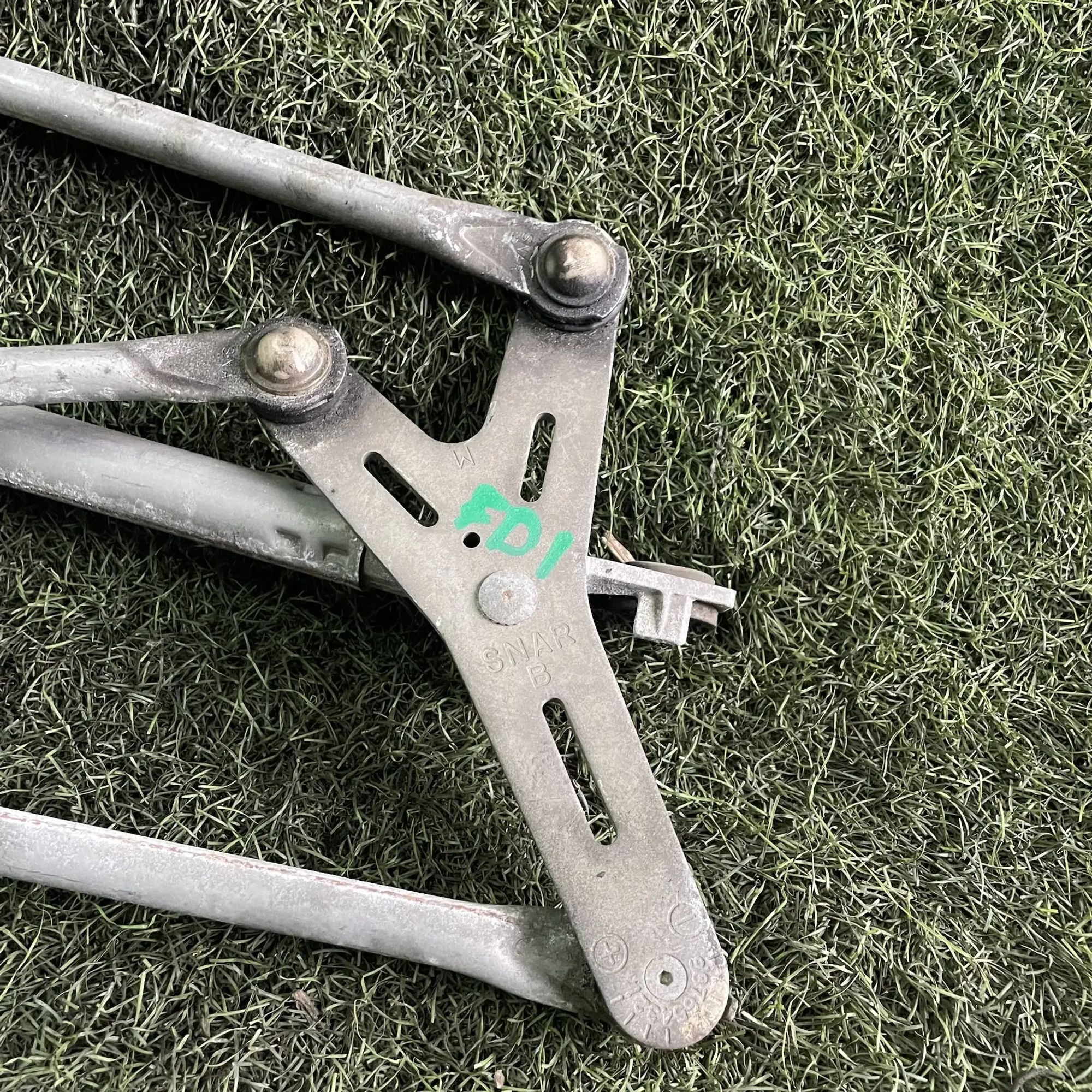 https://ycs.partsauto.market/partsauto-images/thmbs/userImages/772e461030aea93f4dbb6447c0f924d3/part/e6b615c5-1619-468c-90d5-b4b2096f8d8f_1778830593653.jpg