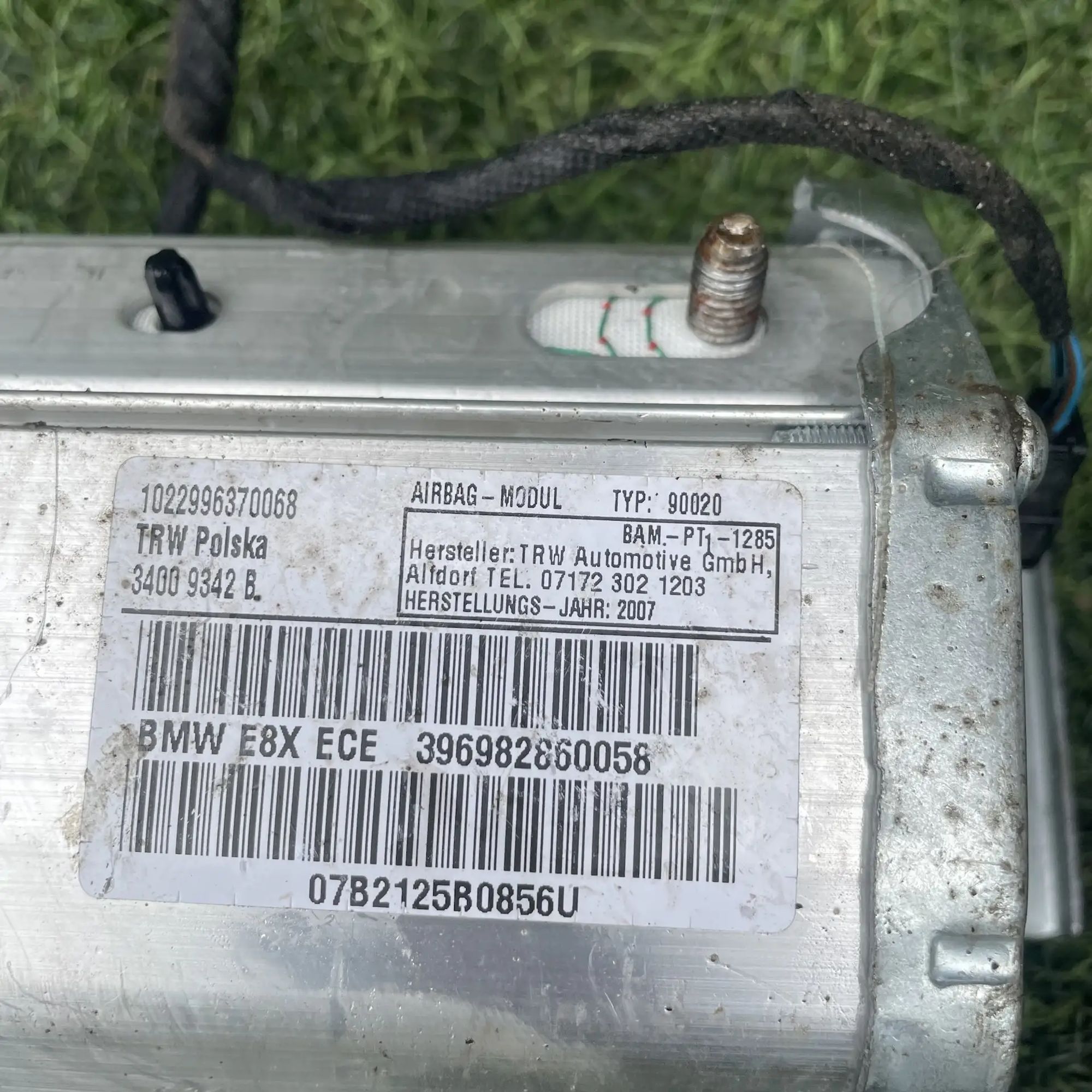 https://ycs.partsauto.market/partsauto-images/thmbs/userImages/772e461030aea93f4dbb6447c0f924d3/part/e72f87fd-ef76-4dd6-9dce-9b64b28f143d_1778929215686.jpg