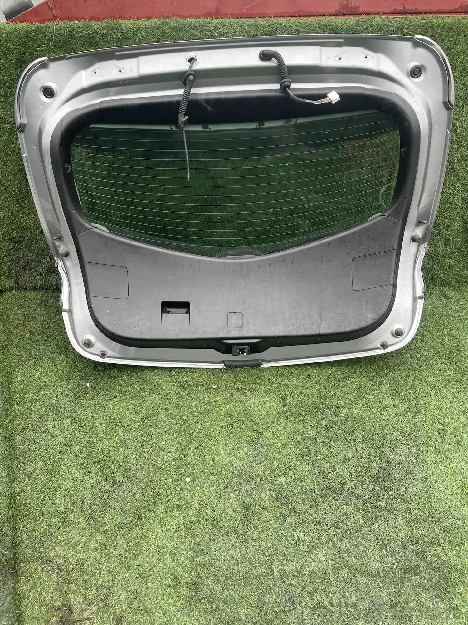 https://ycs.partsauto.market/partsauto-images/thmbs/userImages/772e461030aea93f4dbb6447c0f924d3/part/e739b7d4-f833-4bd3-889c-aac509d1ccb1_1778913966817.jpg
