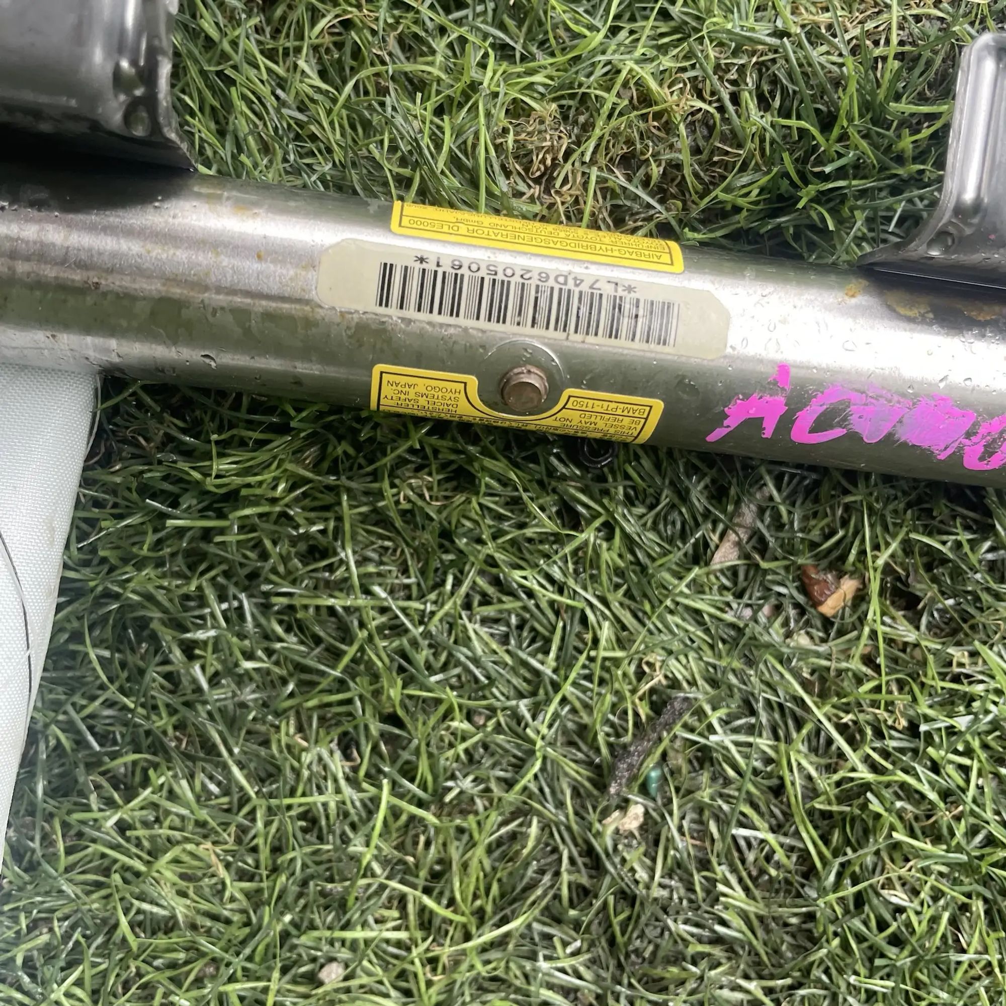 https://ycs.partsauto.market/partsauto-images/thmbs/userImages/772e461030aea93f4dbb6447c0f924d3/part/e7adfde5-0a1d-4035-816e-4afd2082f99f_1778934497921.jpg