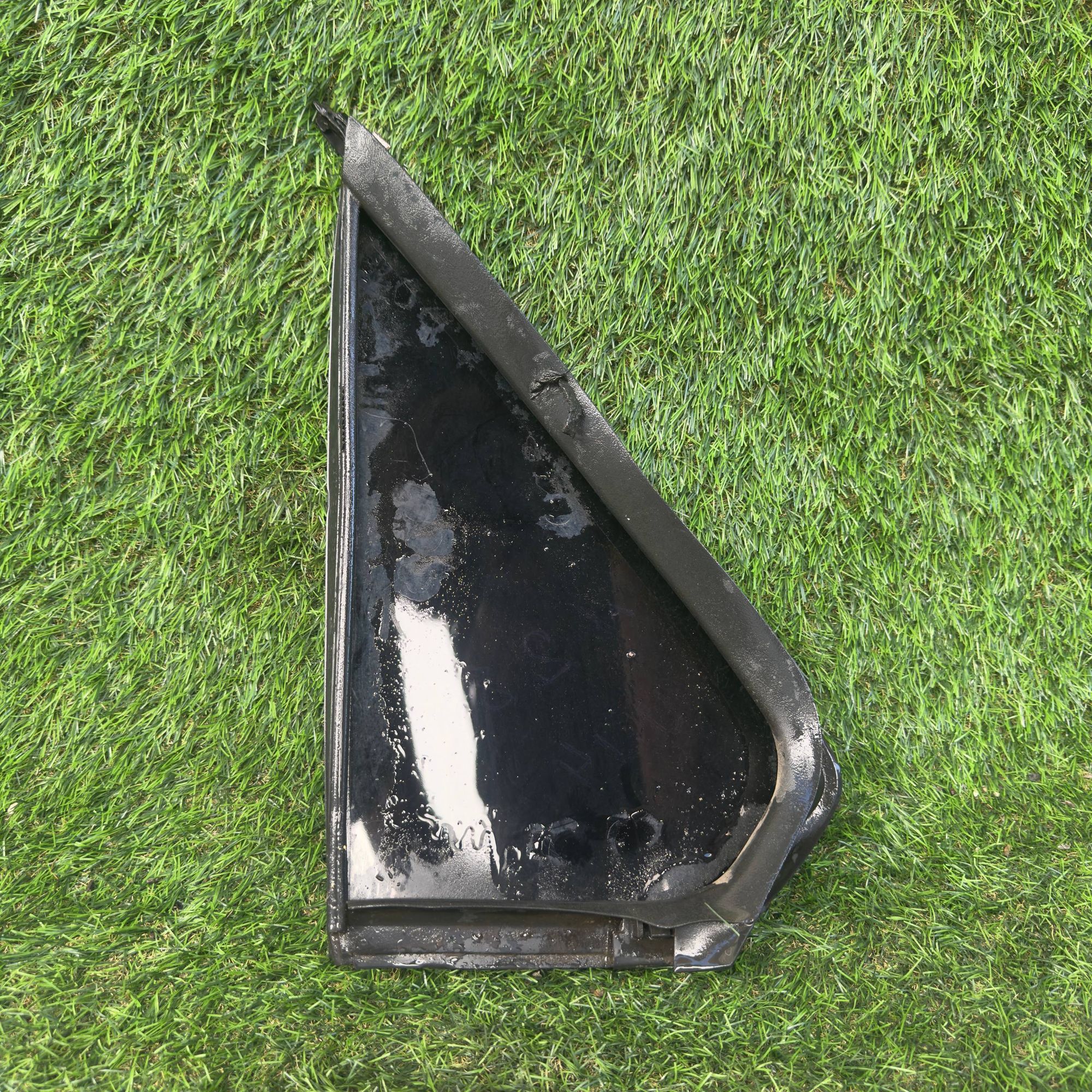 284 Форточка двери задней правой Nissan Bluebird U14, 1500 рублей, Невинномысск