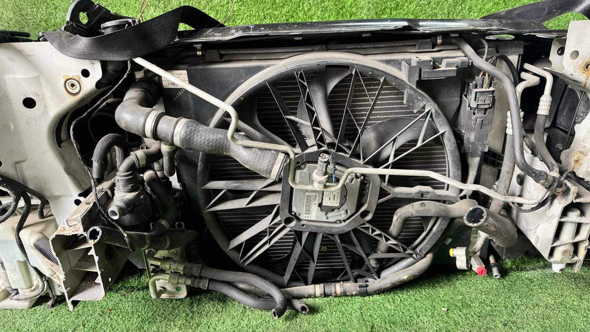 https://ycs.partsauto.market/partsauto-images/thmbs/userImages/772e461030aea93f4dbb6447c0f924d3/part/e8600643-2c80-4698-bd1b-579aeac9d774_1727155560868.jpg