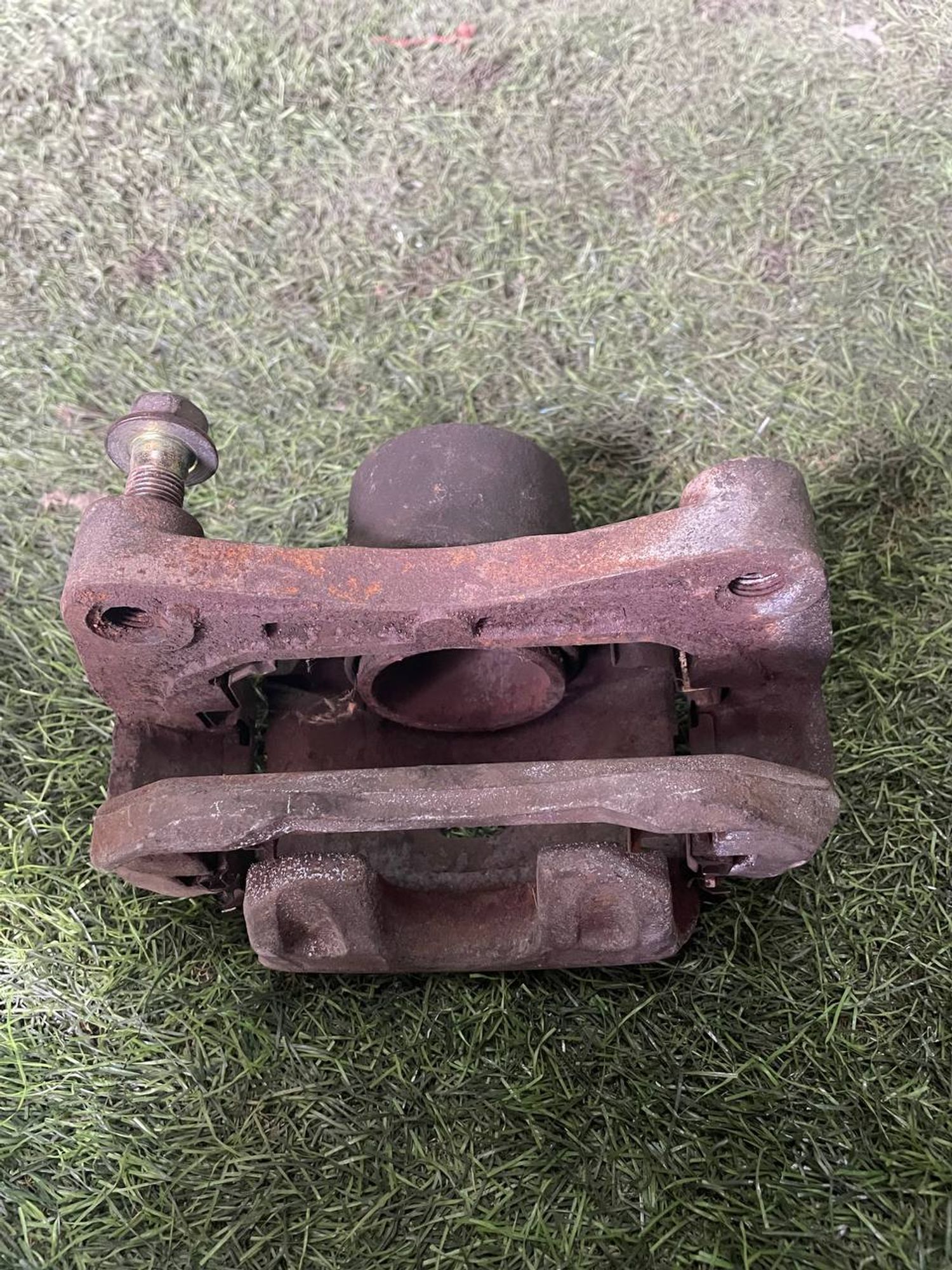 590 Суппорт тормозной передний правый NISSAN TEANA J31, 3000 рублей, Невинномысск