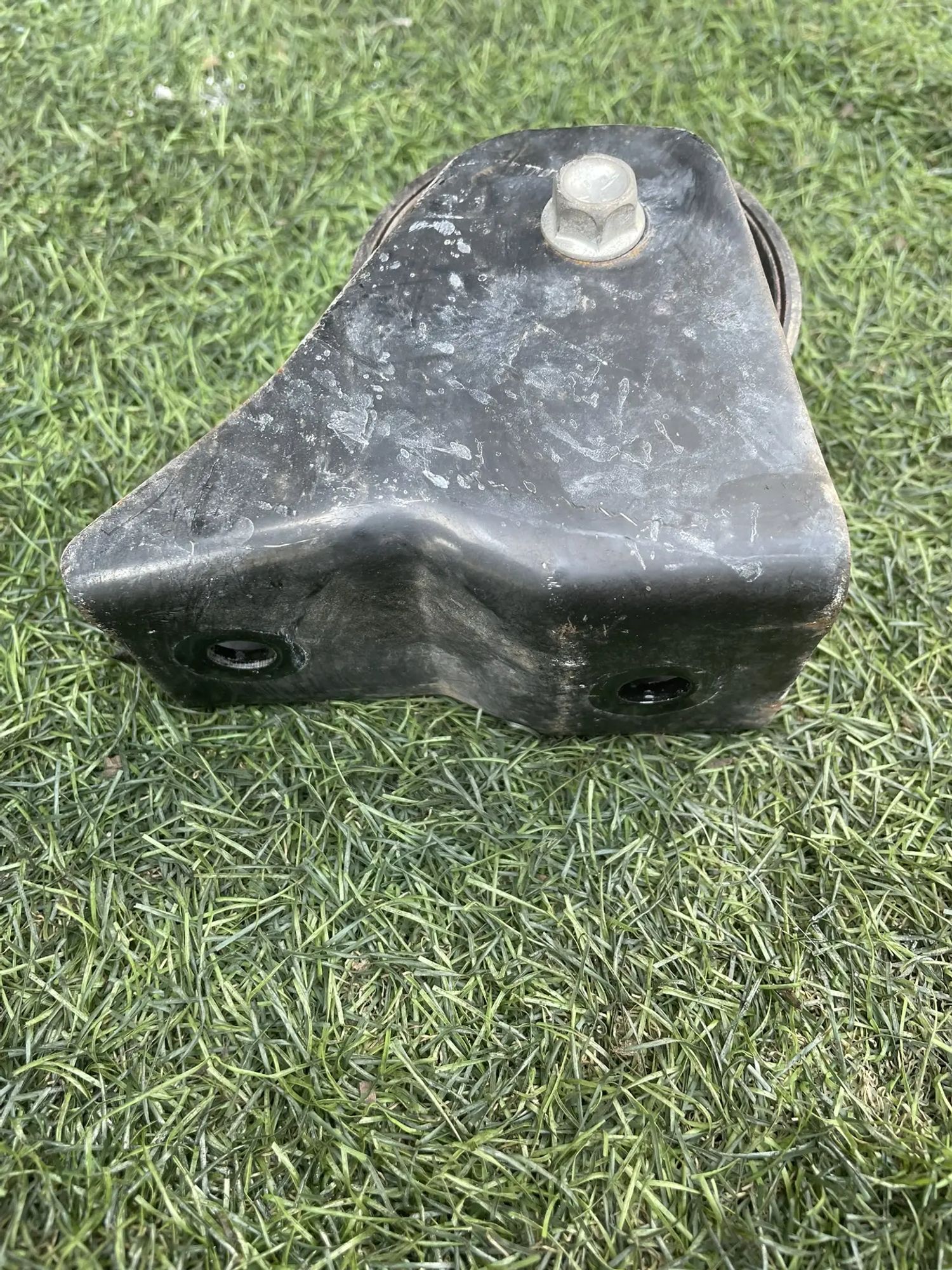 https://ycs.partsauto.market/partsauto-images/thmbs/userImages/772e461030aea93f4dbb6447c0f924d3/part/e9a31c17-ebb9-43ba-9aed-803affb2ef13_1776493063178.jpg
