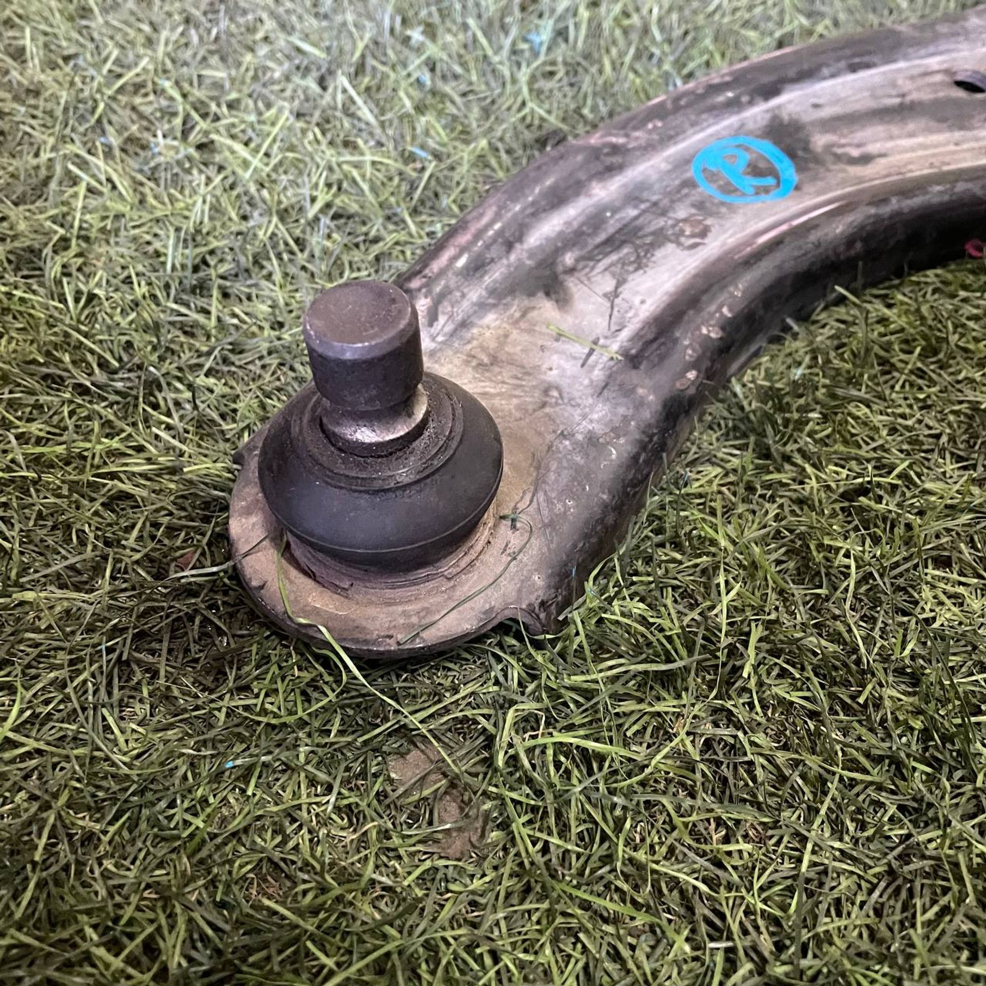 224 Рычаг передний левый нижний NISSAN TIIDA JC11, 3500 рублей, Невинномысск