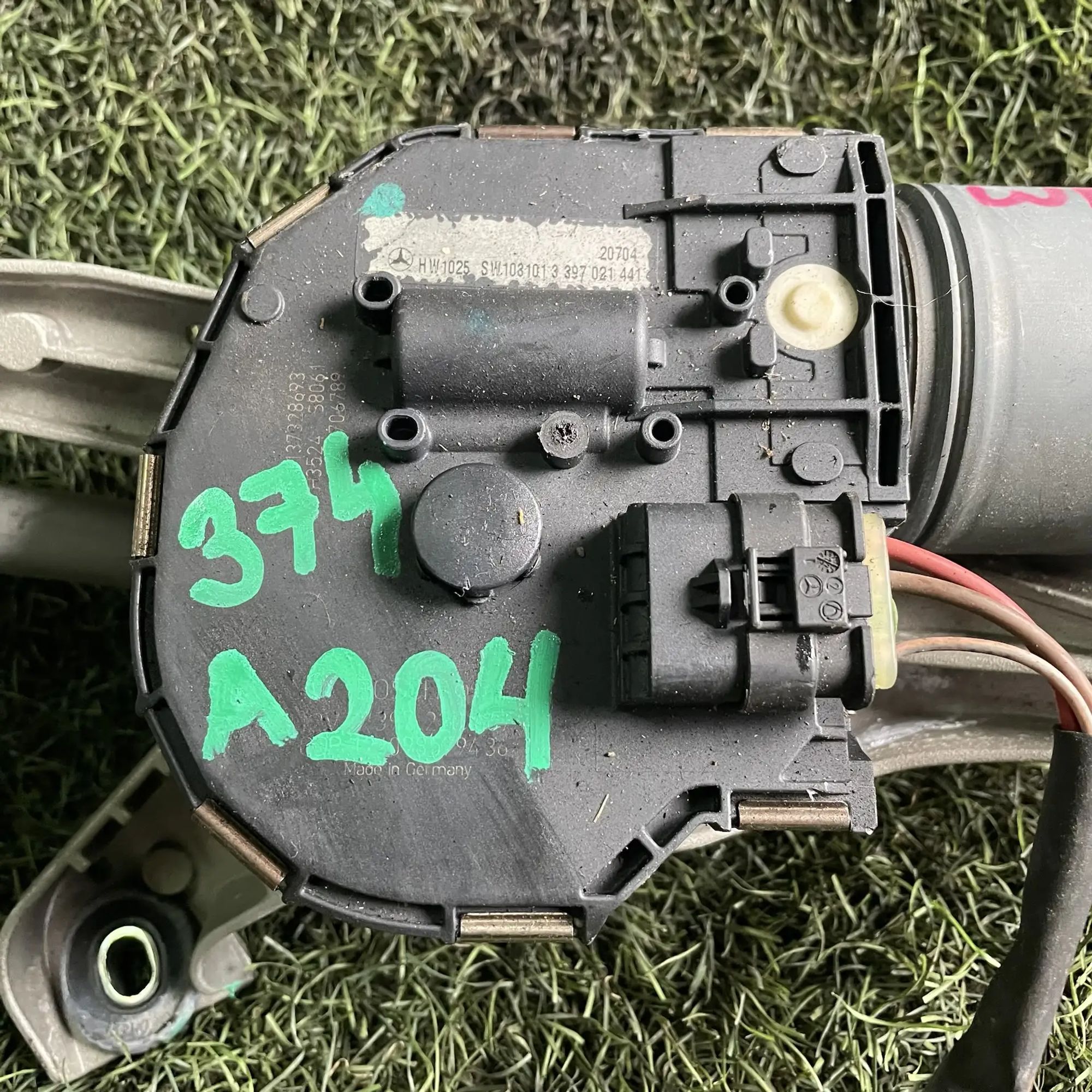 https://ycs.partsauto.market/partsauto-images/thmbs/userImages/772e461030aea93f4dbb6447c0f924d3/part/ea1b3497-c149-42ae-b356-dbf28b0d42c5_1778827409210.jpg