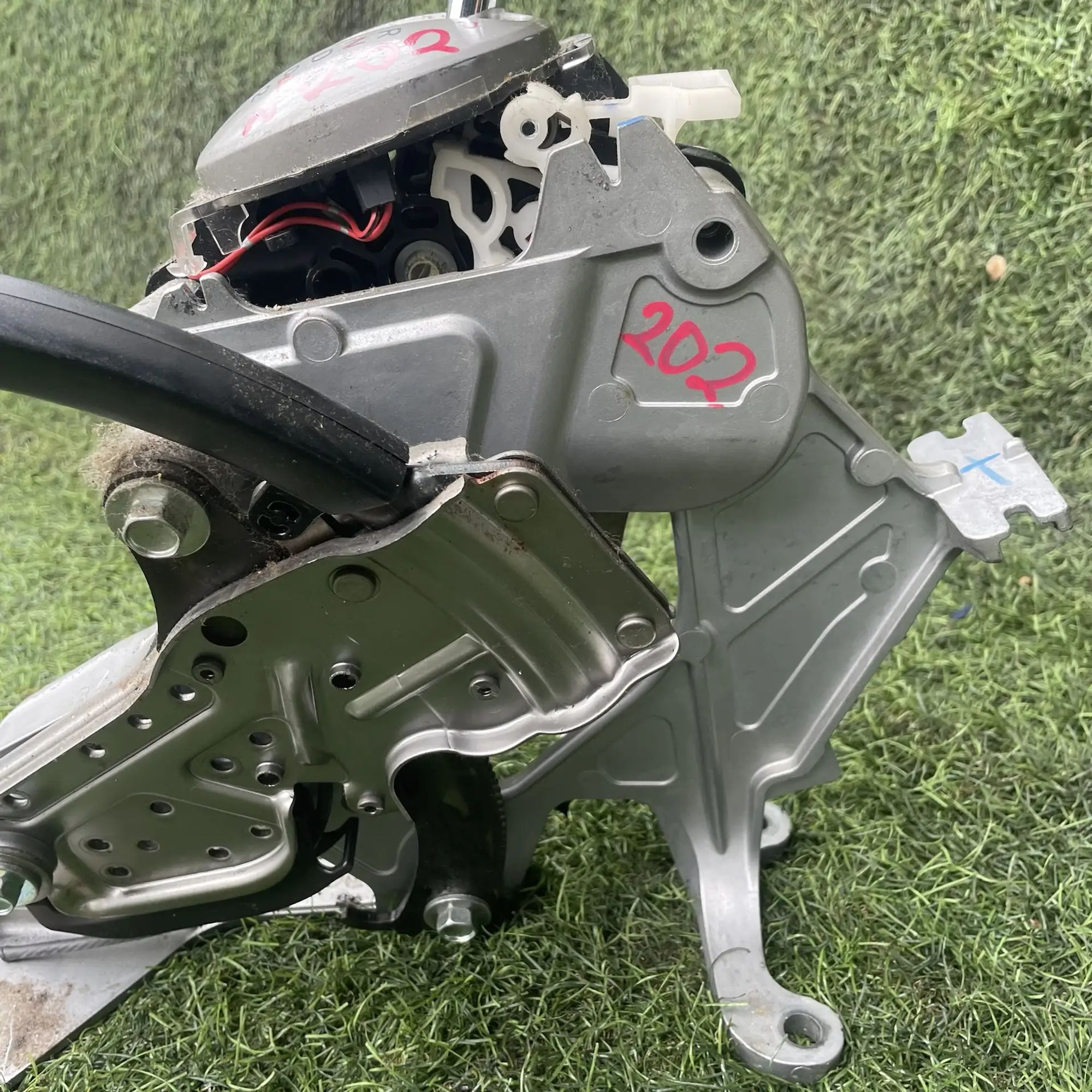 https://ycs.partsauto.market/partsauto-images/thmbs/userImages/772e461030aea93f4dbb6447c0f924d3/part/ea4b6dc2-041f-44a0-8ab3-44eeb3b650de_1778926308874.jpg