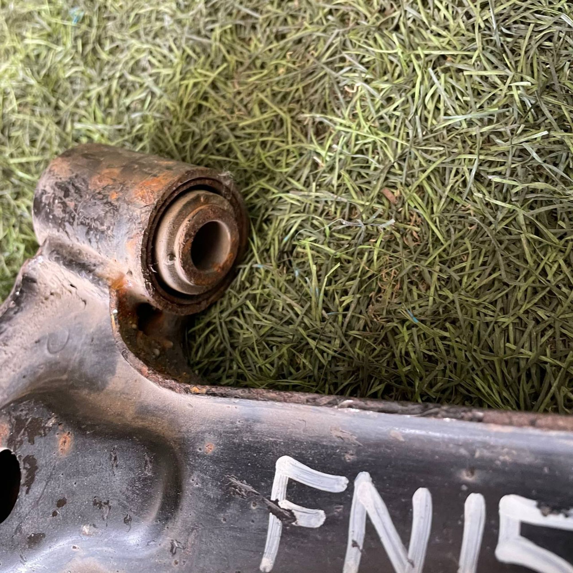 238 Рычаг передний левый нижний NISSAN PULSAR FN15, 2500 рублей, Невинномысск