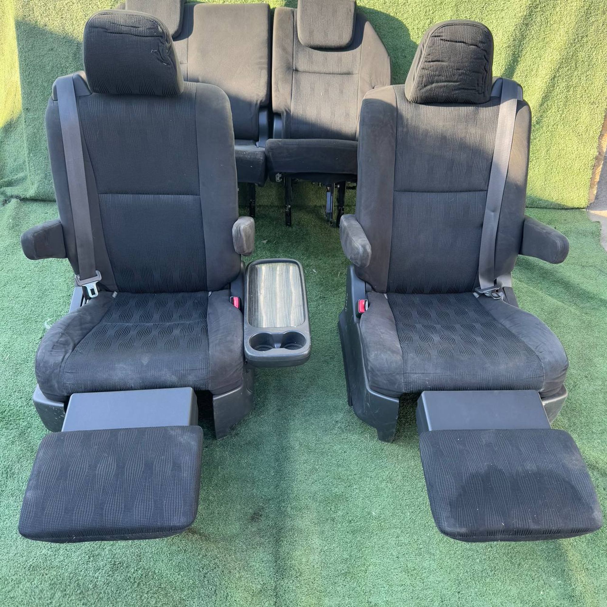 https://ycs.partsauto.market/partsauto-images/thmbs/userImages/772e461030aea93f4dbb6447c0f924d3/part/ead822ea-db67-484f-af86-76298231360c_1734612355474.jpg