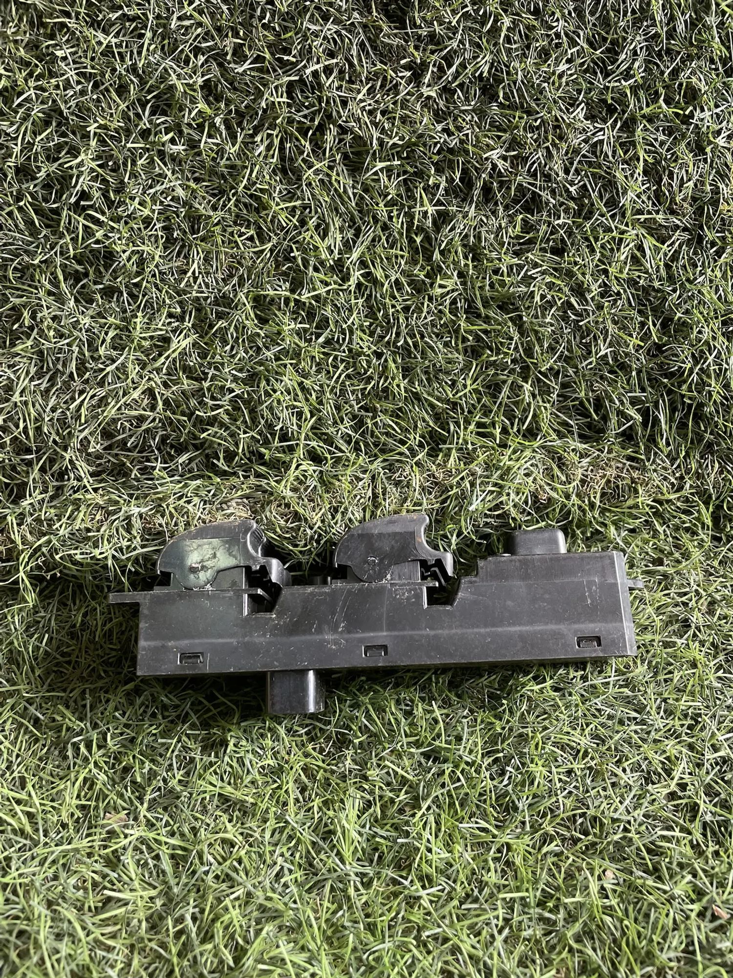 https://ycs.partsauto.market/partsauto-images/thmbs/userImages/772e461030aea93f4dbb6447c0f924d3/part/ec30fe2f-74c2-40dc-bc2a-c02c985ff5b7_1778675275146.jpg