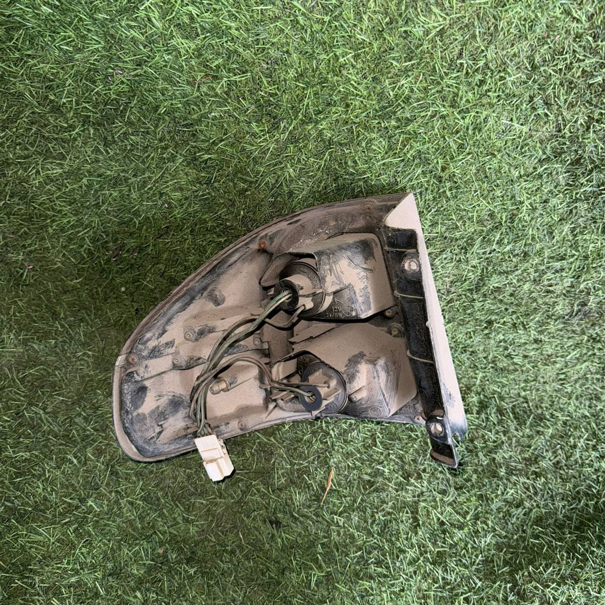 305 Фонарь задний правый NISSAN LARGO W30, 1 рублей, Невинномысск