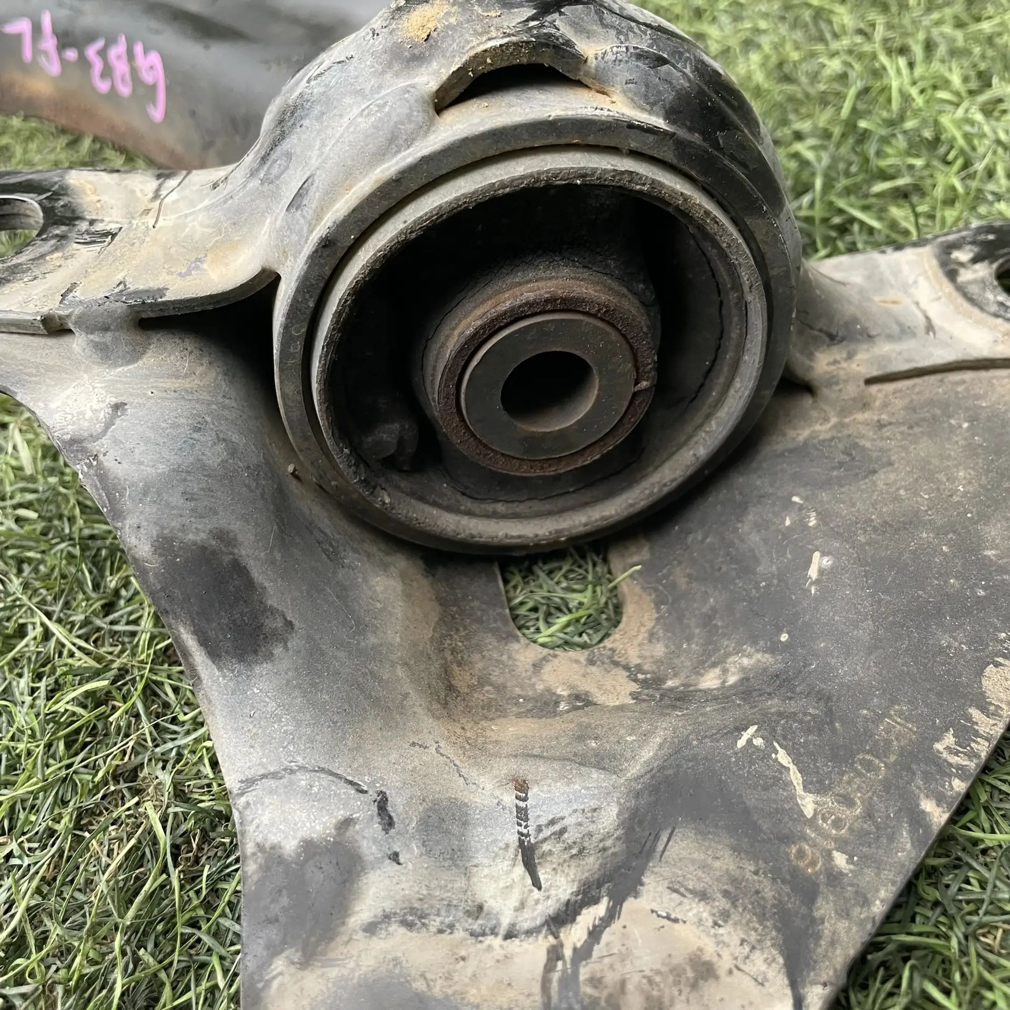 https://ycs.partsauto.market/partsauto-images/thmbs/userImages/772e461030aea93f4dbb6447c0f924d3/part/ec743228-229e-4f94-bc51-630eb2fe15db_1779197498891.jpg