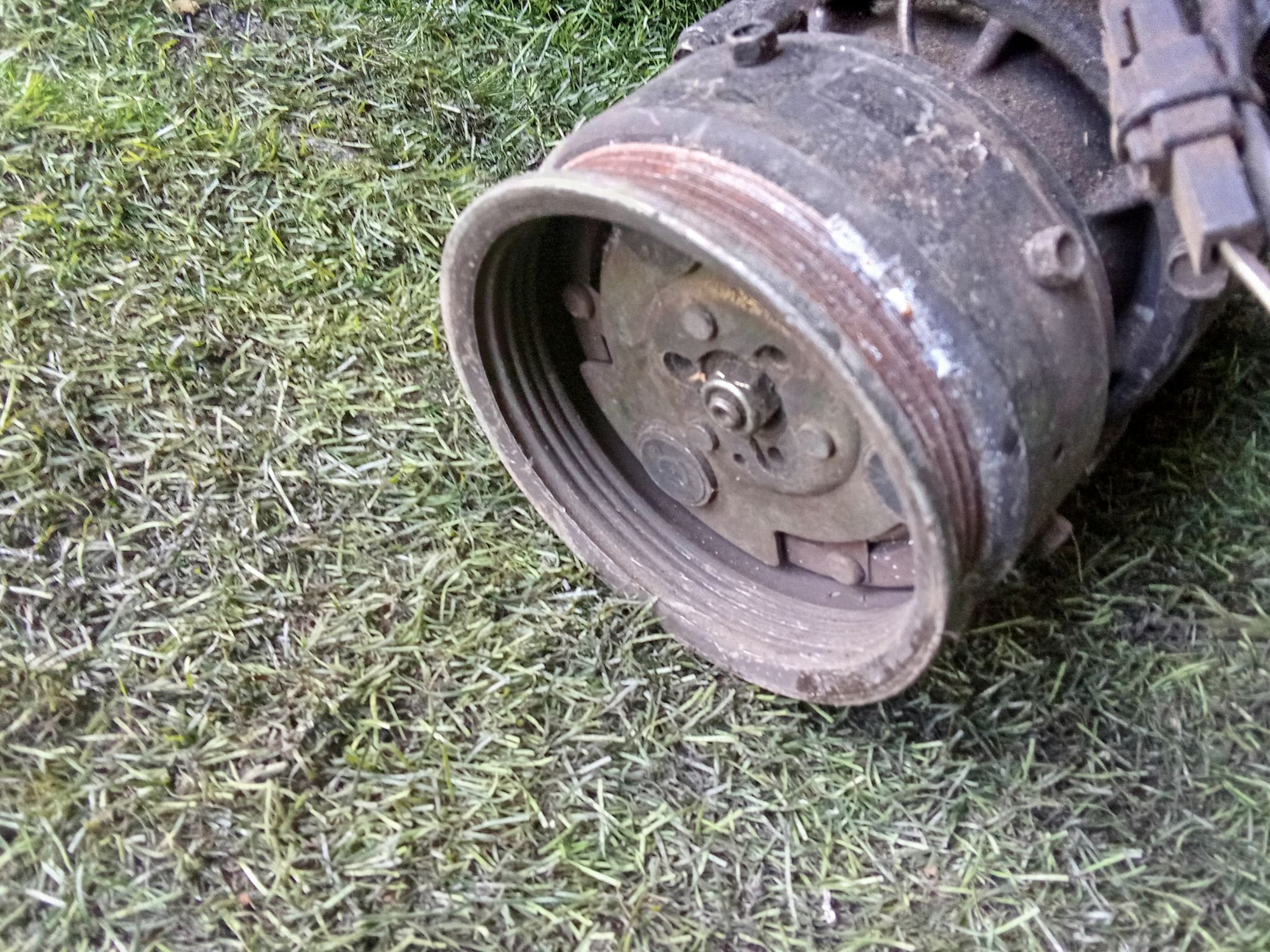 320 Компрессор кондиционера MITSUBISHI 4G37, 7500 рублей, Невинномысск