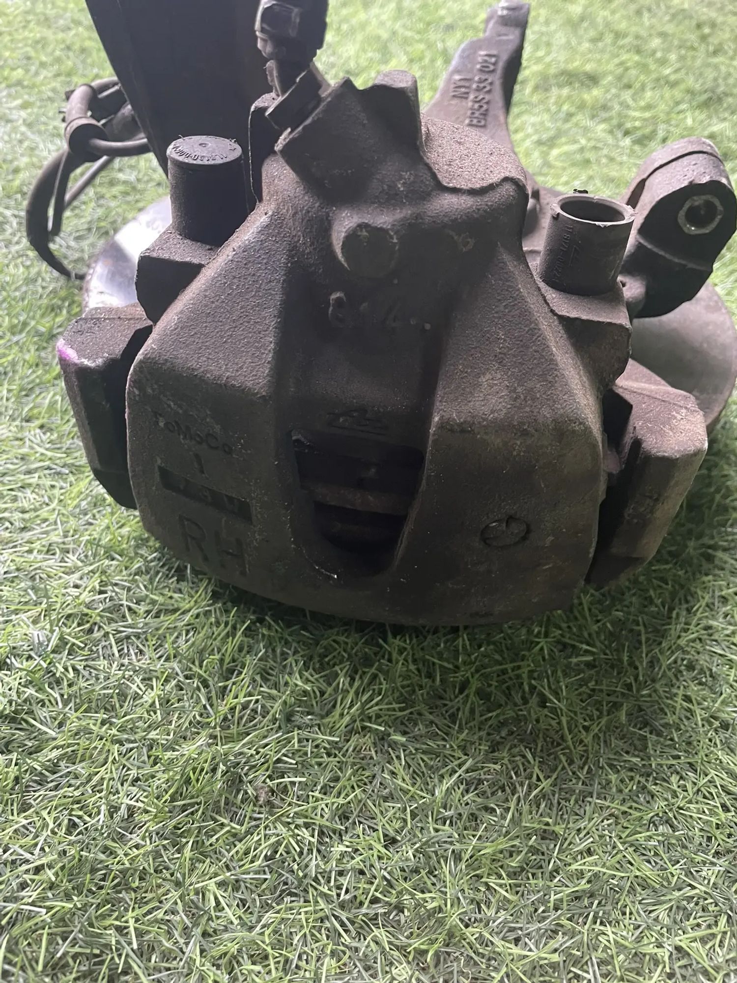 1367 Ступица передняя правая Mazda Axela BK5P ZY 2006, 14500 рублей, Невинномысск