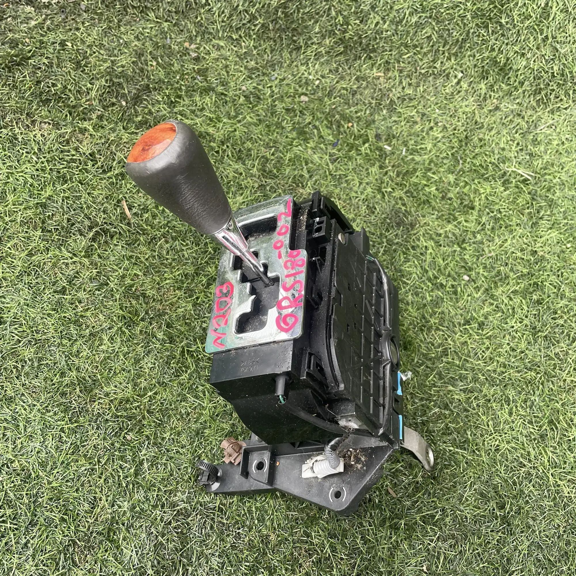 https://ycs.partsauto.market/partsauto-images/thmbs/userImages/772e461030aea93f4dbb6447c0f924d3/part/ed86236a-8f6e-4aa5-94eb-53c6afb743b9_1778926478808.jpg