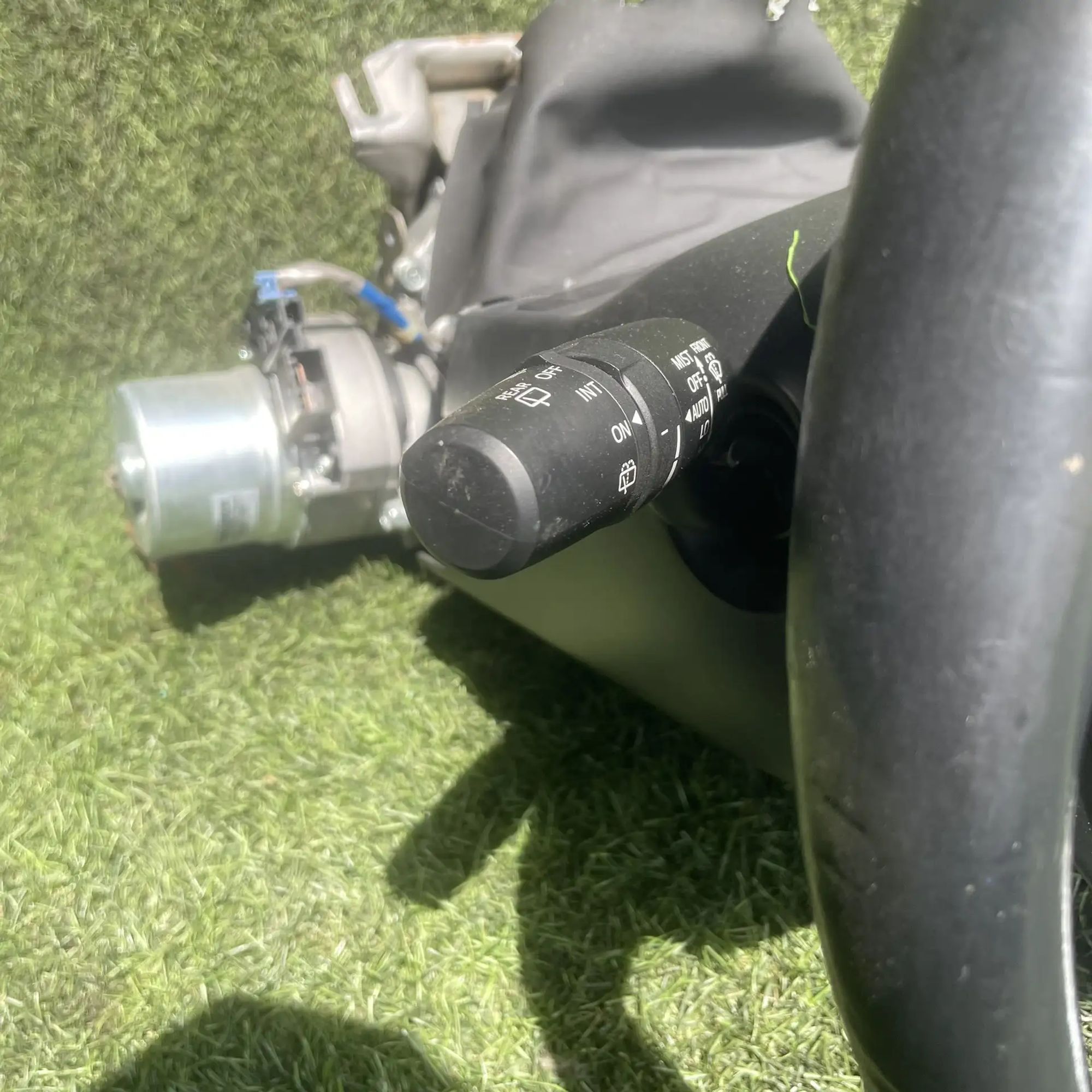 https://ycs.partsauto.market/partsauto-images/thmbs/userImages/772e461030aea93f4dbb6447c0f924d3/part/ed9261a2-bf30-4c36-a6e9-82bb4d4ef8fd_1776751059892.jpg