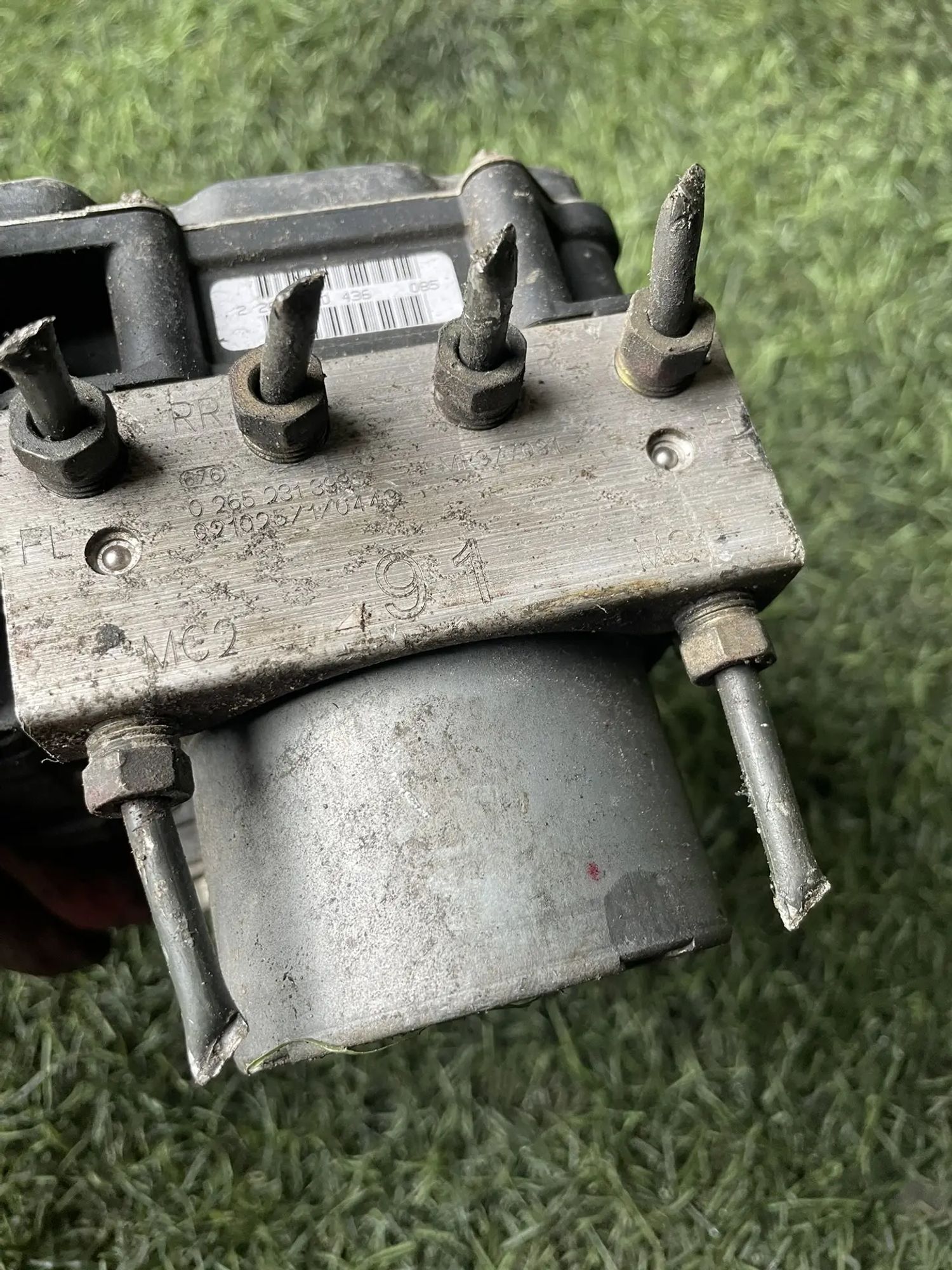 https://ycs.partsauto.market/partsauto-images/thmbs/userImages/772e461030aea93f4dbb6447c0f924d3/part/ed9c594b-5fe1-4c70-b859-8f5d81fead26_1776927576274.jpg