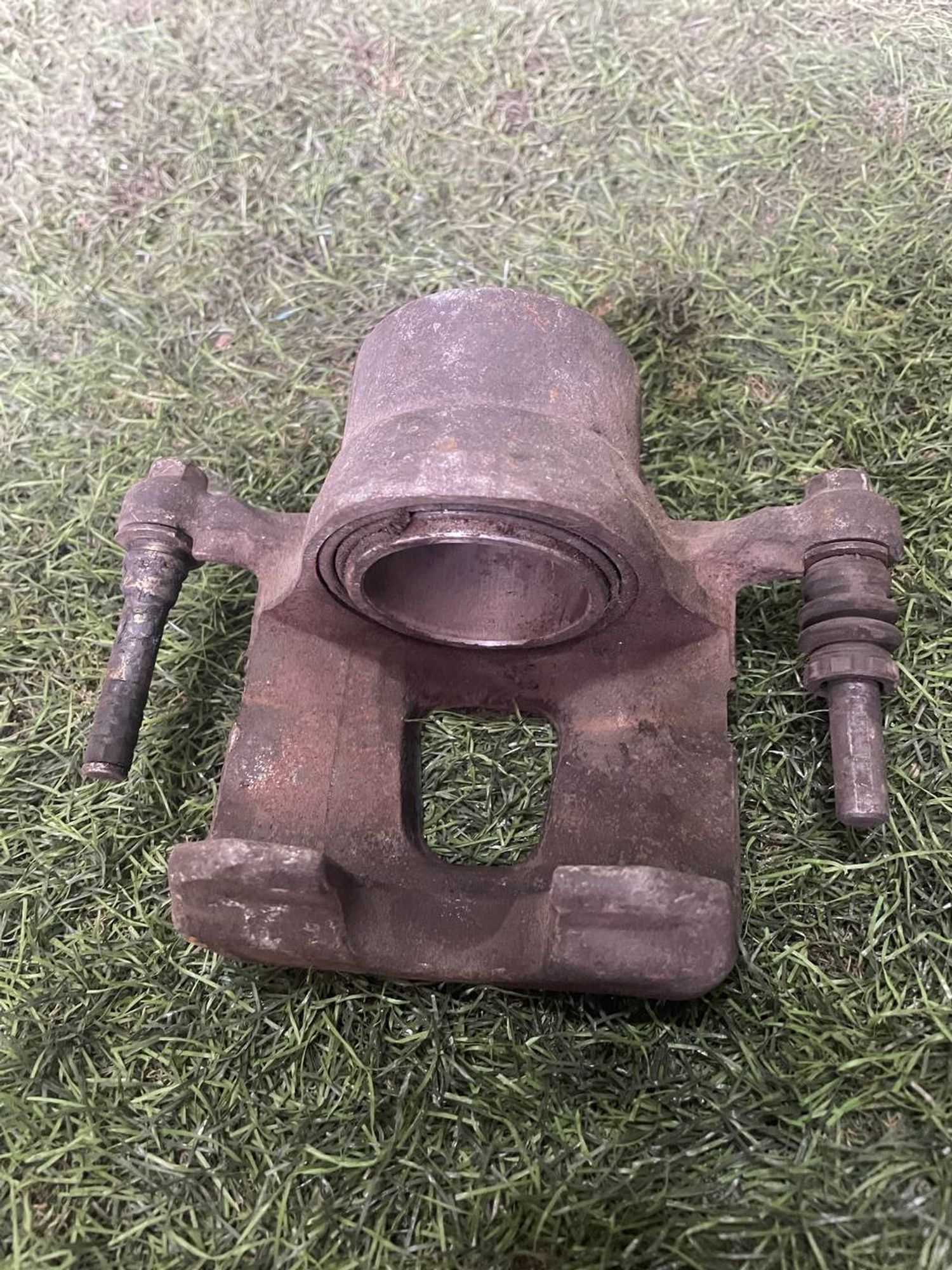 442 Суппорт тормозной передний левый NISSAN LAUREL HC35, 3000 рублей, Невинномысск