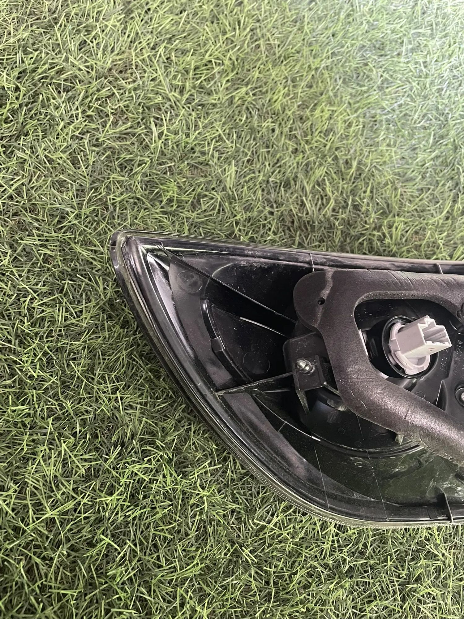 2701 Фонарь задний правый Mazda Axela BK5P ZY 2006, 7000 рублей, Невинномысск