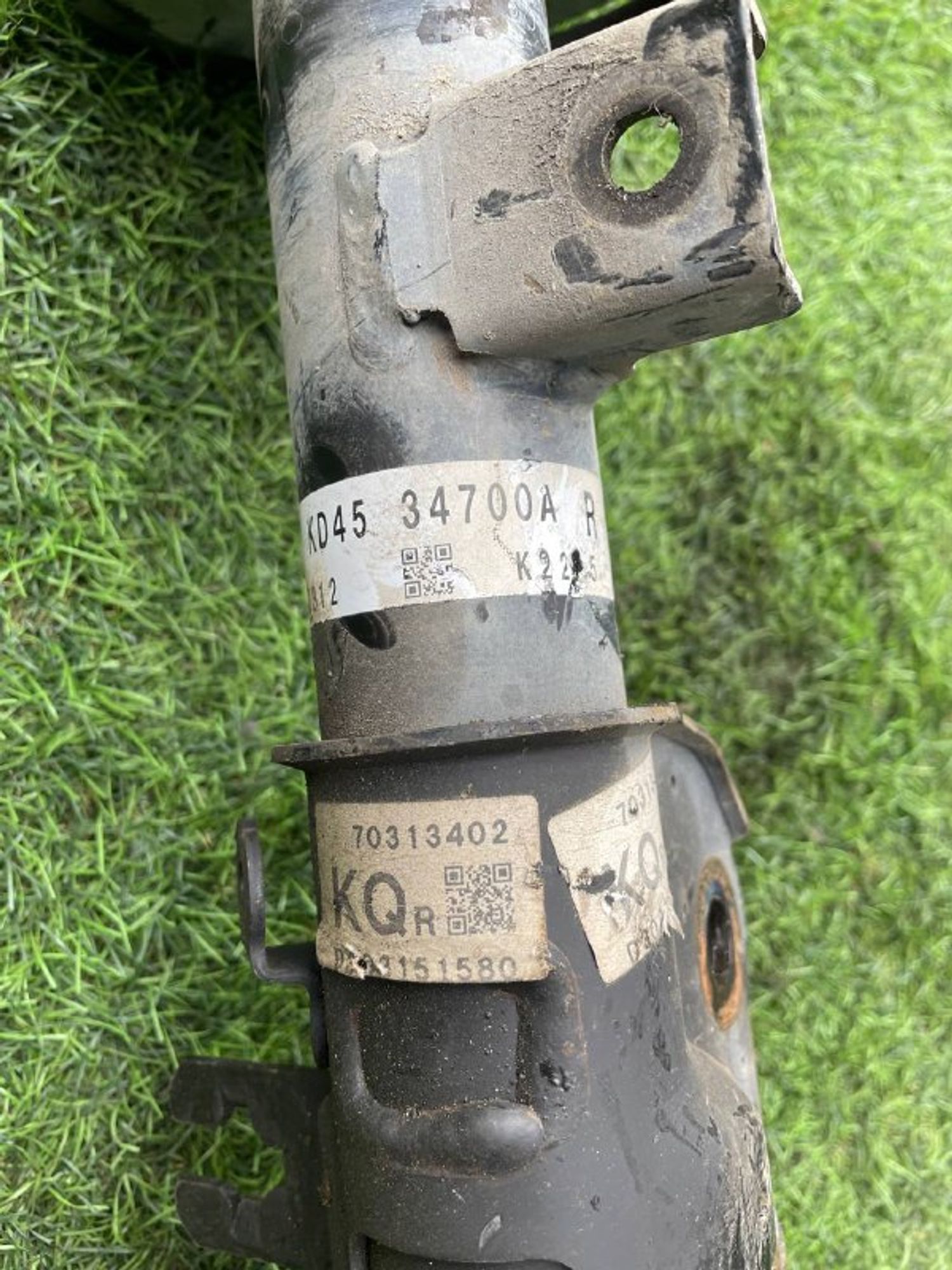 https://ycs.partsauto.market/partsauto-images/thmbs/userImages/772e461030aea93f4dbb6447c0f924d3/part/eea4ce1d-9291-4624-829d-383975cff8d6_1773814757136.jpg