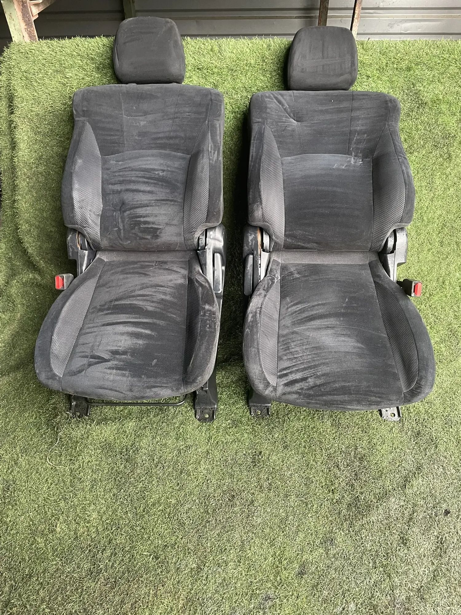 https://ycs.partsauto.market/partsauto-images/thmbs/userImages/772e461030aea93f4dbb6447c0f924d3/part/eec5d3a0-cc4b-4c05-9785-ec92fbf1574d_1777967078424.jpg