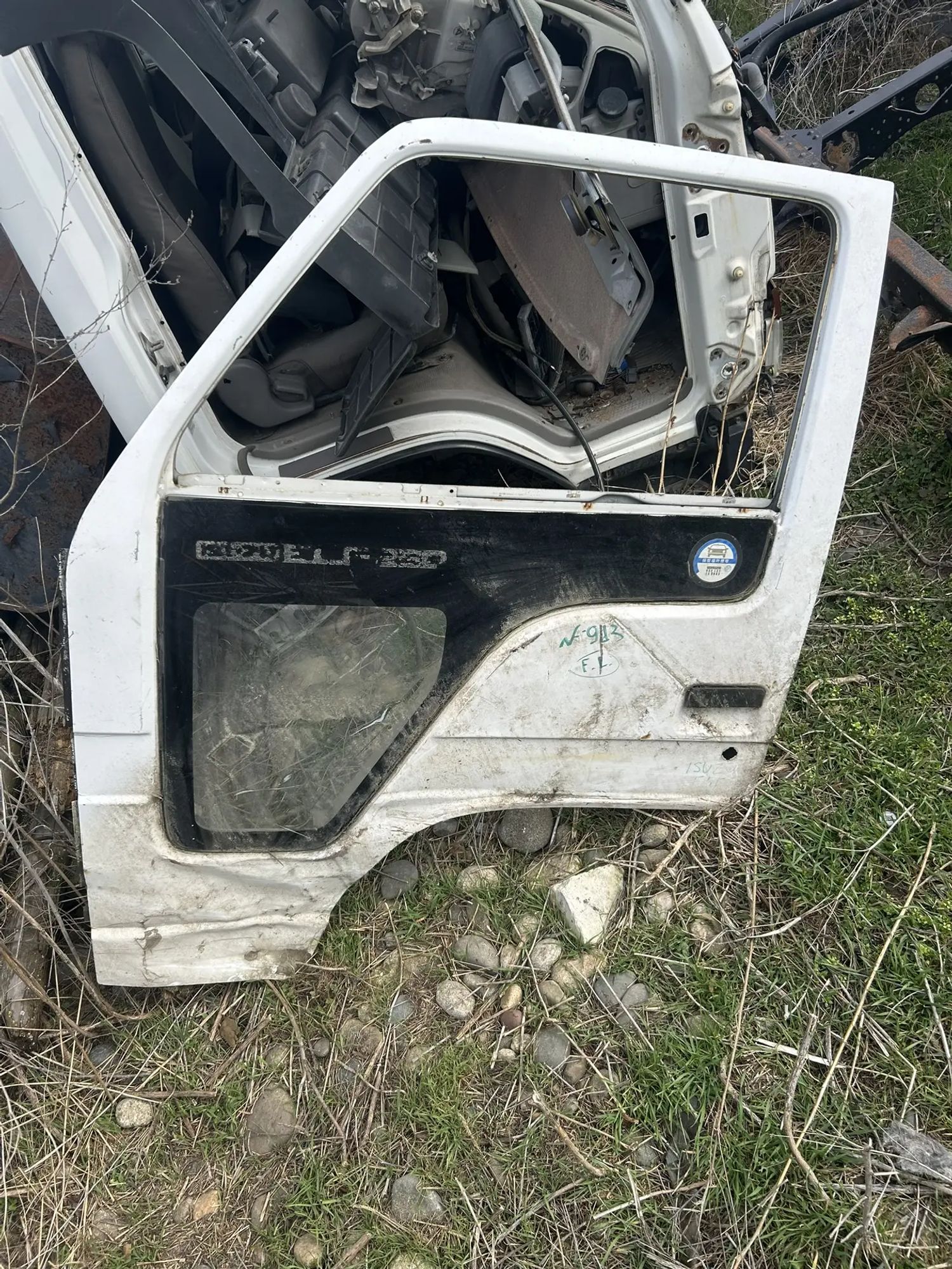 913 Дверь передняя левая ISUZU ELF NPS59, 9999 рублей, Невинномысск