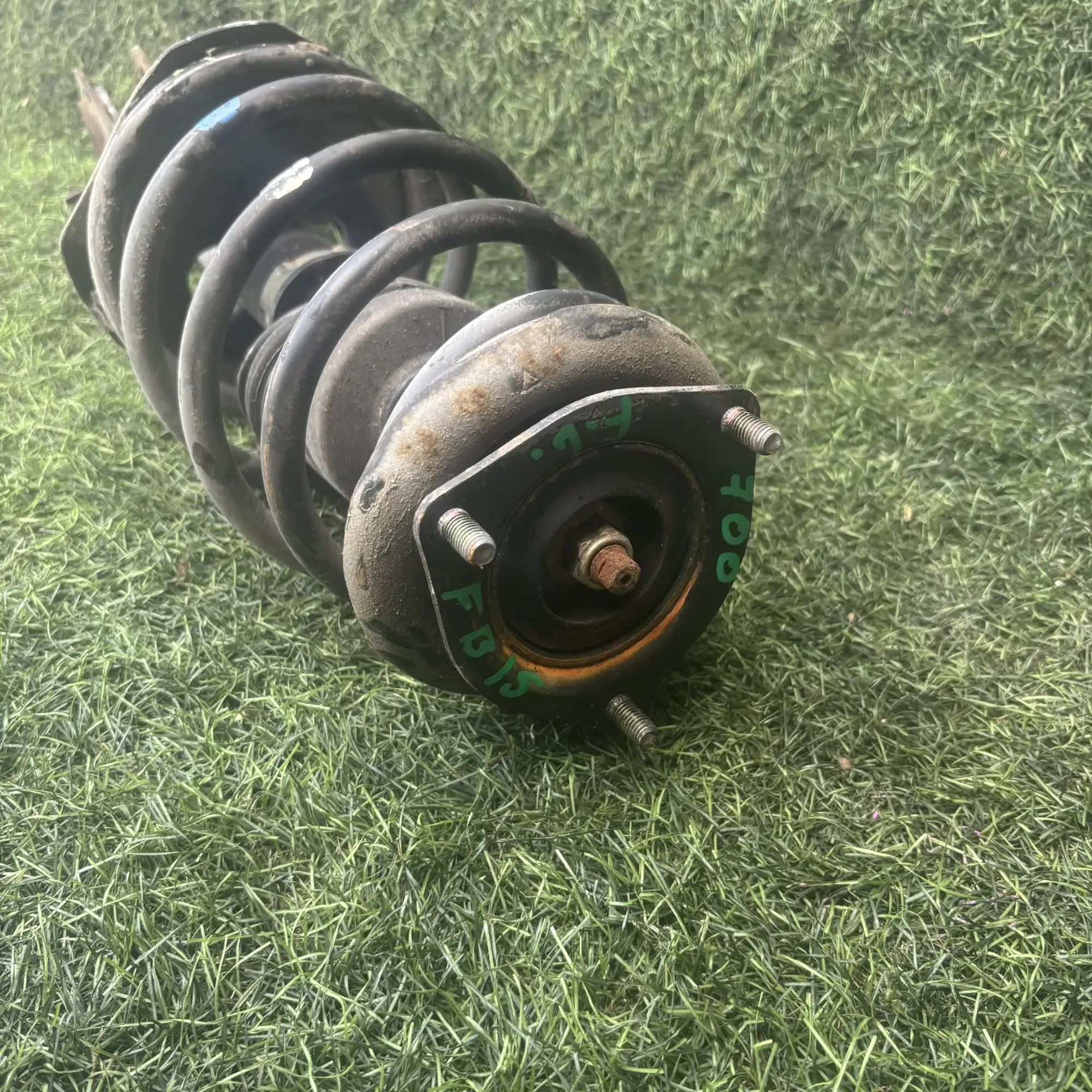 https://ycs.partsauto.market/partsauto-images/thmbs/userImages/772e461030aea93f4dbb6447c0f924d3/part/ef44e64f-7e84-4837-ac42-11d8c2c68923_1776864439424.jpg