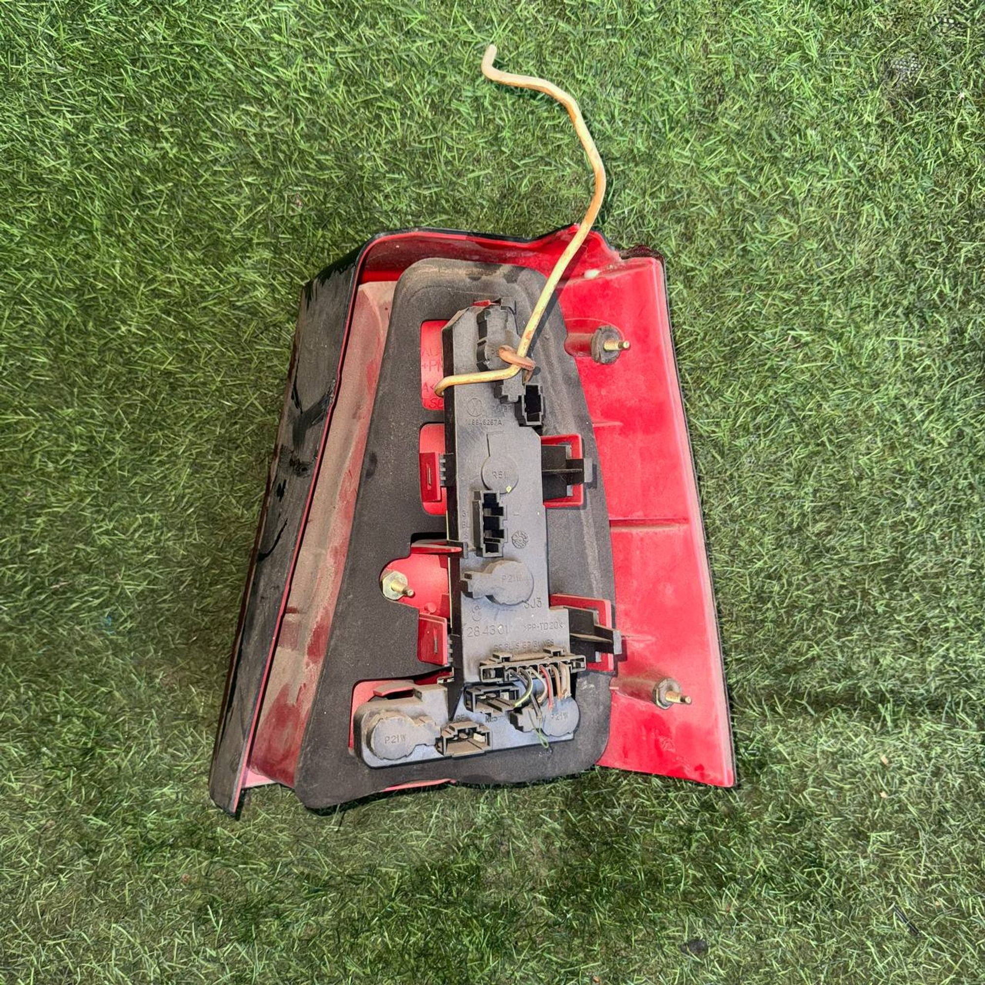 1134 Фонарь задний левый VOLKSWAGEN, 3500 рублей, Невинномысск