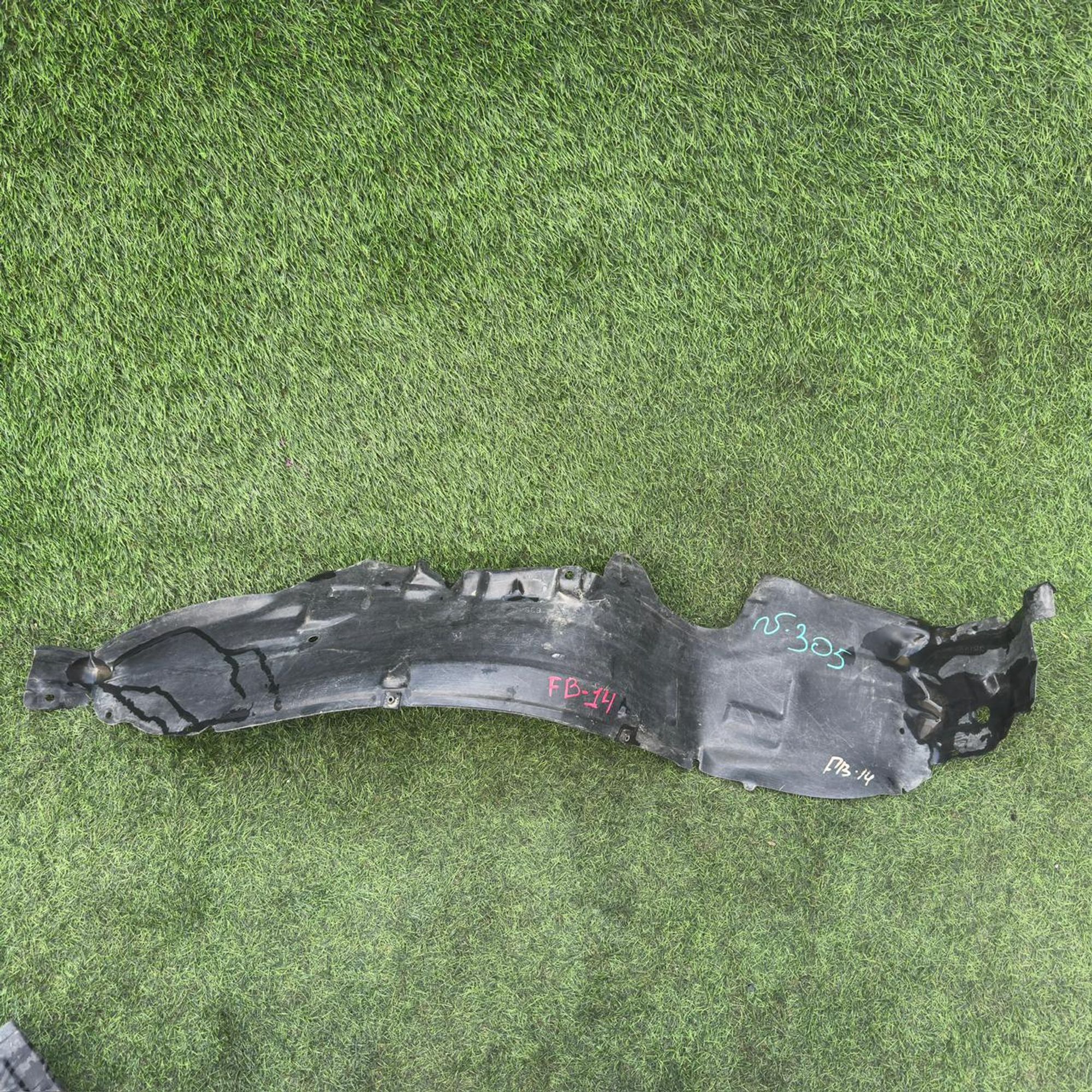 305 Подкрылок передний правый NISSAN SUNNY B14, 2000 рублей, Невинномысск