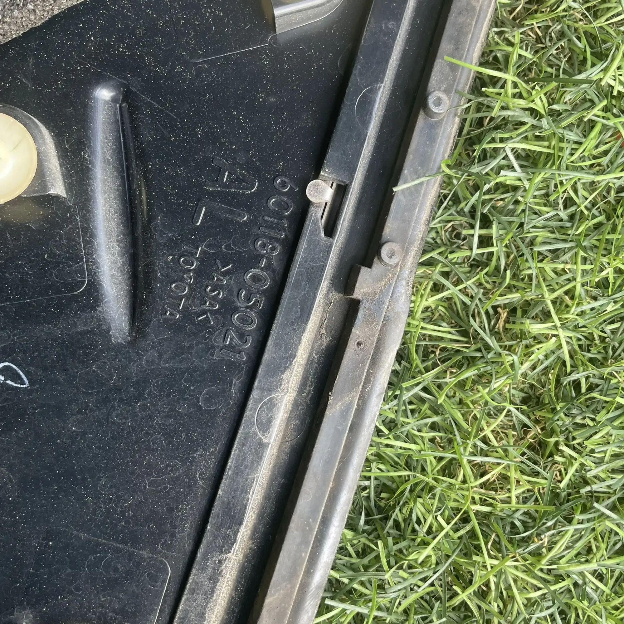 https://ycs.partsauto.market/partsauto-images/thmbs/userImages/772e461030aea93f4dbb6447c0f924d3/part/ef56e5f8-68ee-450b-bf03-dc765ae07e08_1776754480871.jpg