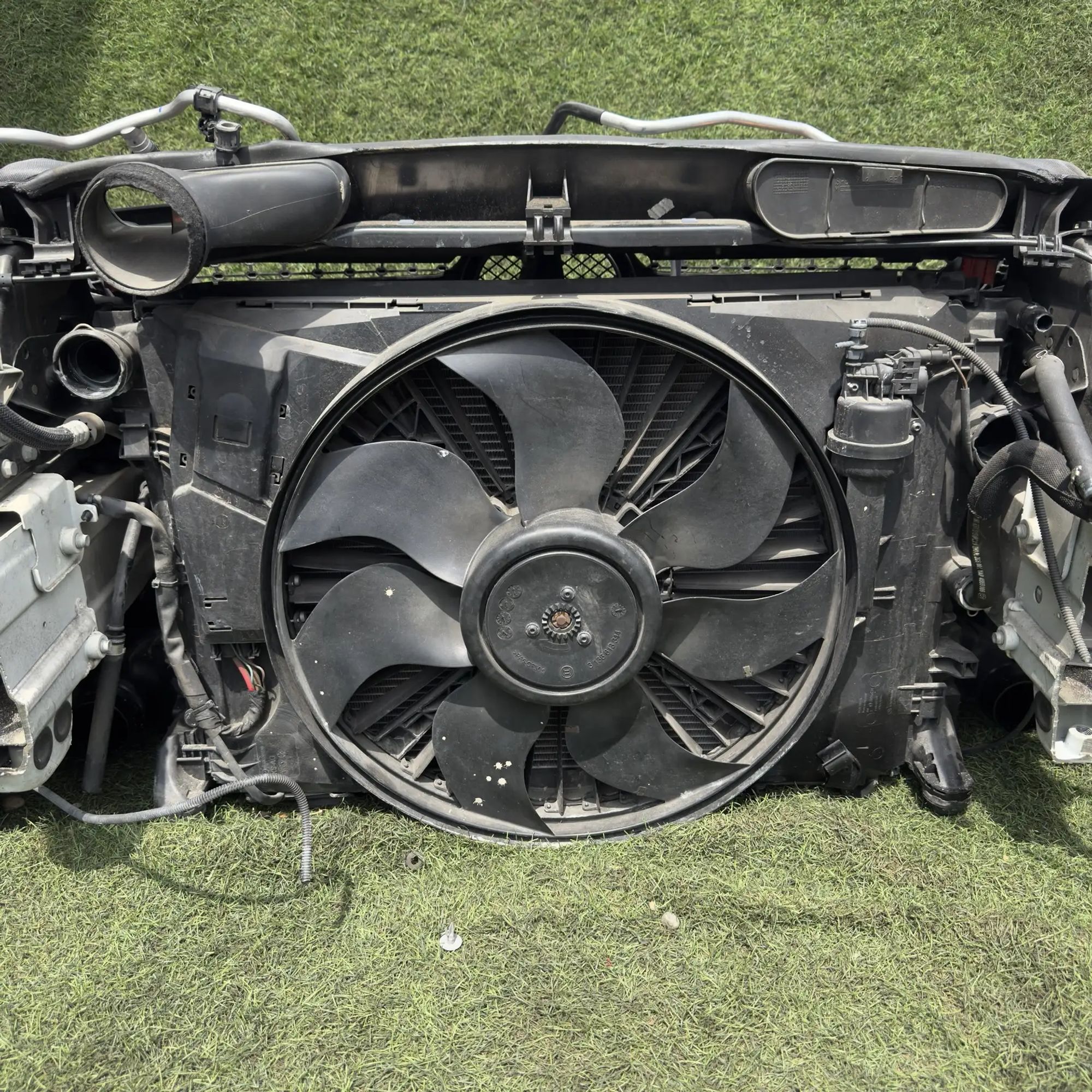 https://ycs.partsauto.market/partsauto-images/thmbs/userImages/772e461030aea93f4dbb6447c0f924d3/part/ef65aefa-a675-4431-ba22-d16a92f9332c_1778156536967.jpg
