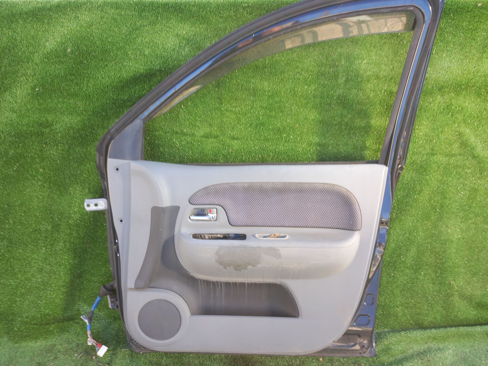 42 дверь на TOYOTA SIENTA NCP81, 7000 рублей, Невинномысск